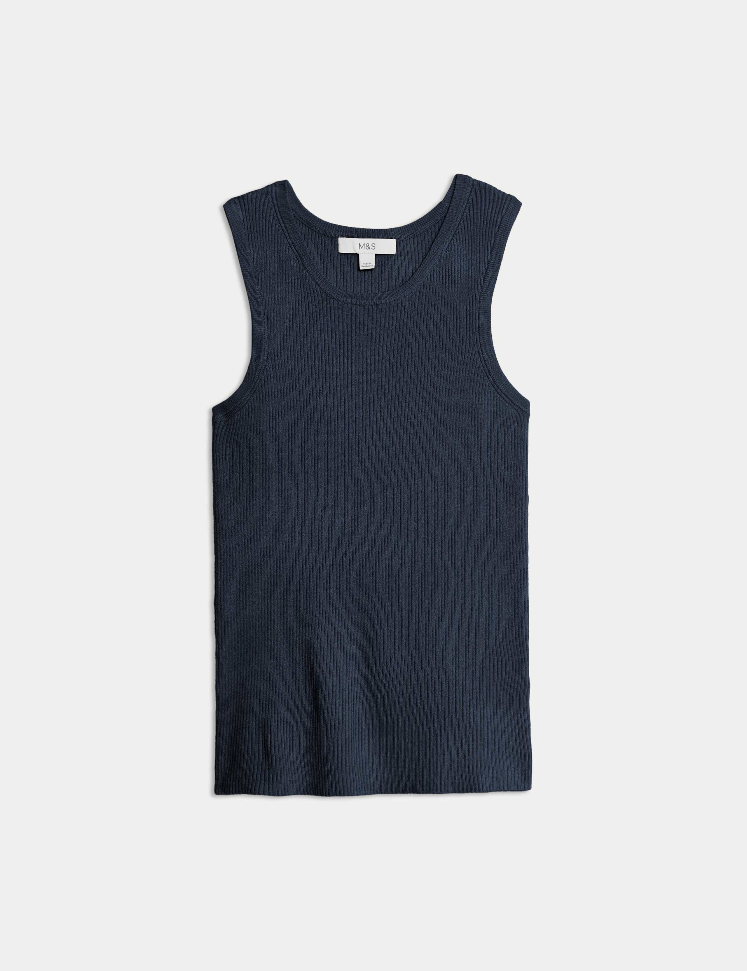 Ribbed Crew Neck Fitted Knitted Vest 2 of 7