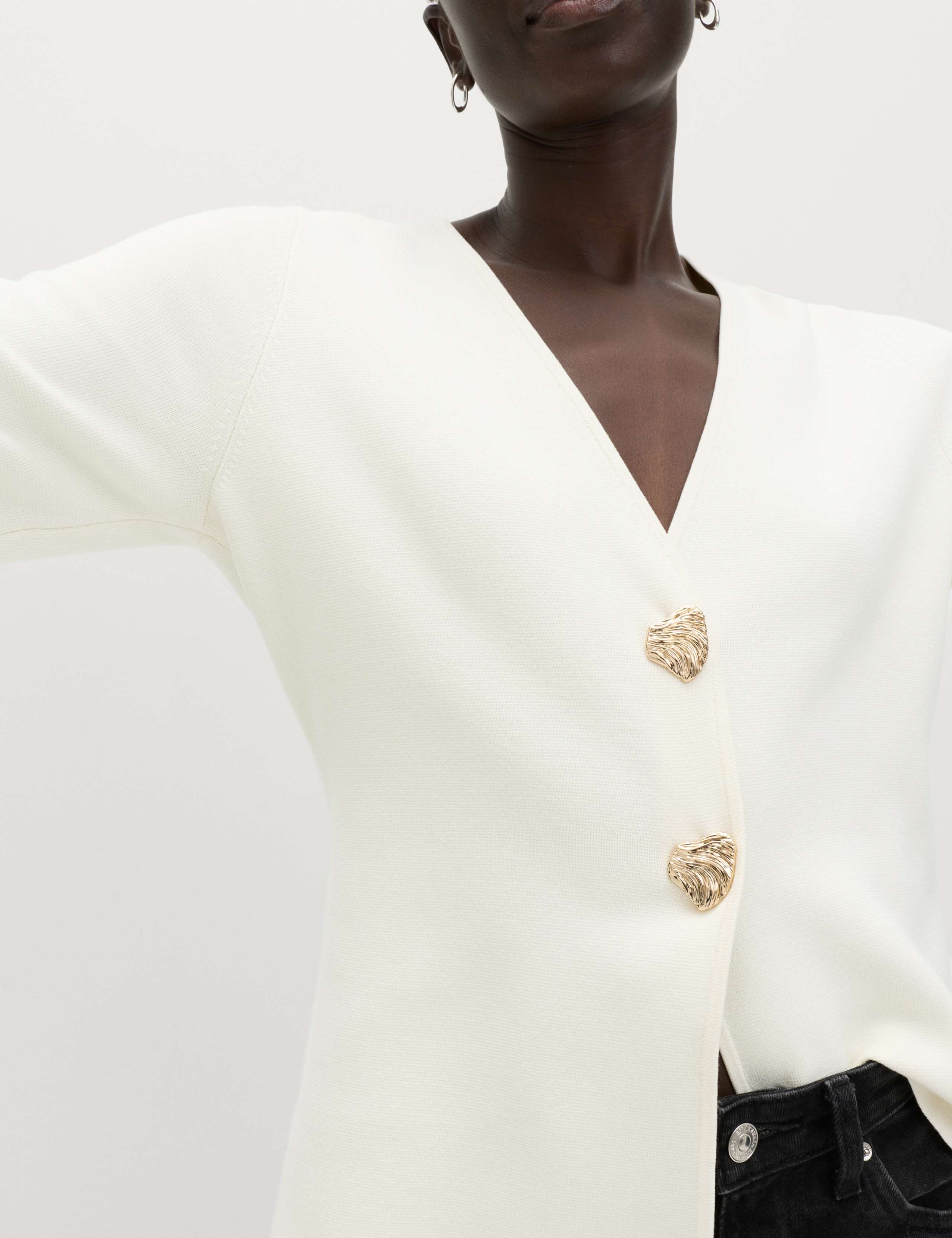 V-Neck Slim Fit Button Front Knitted Jacket 5 of 6