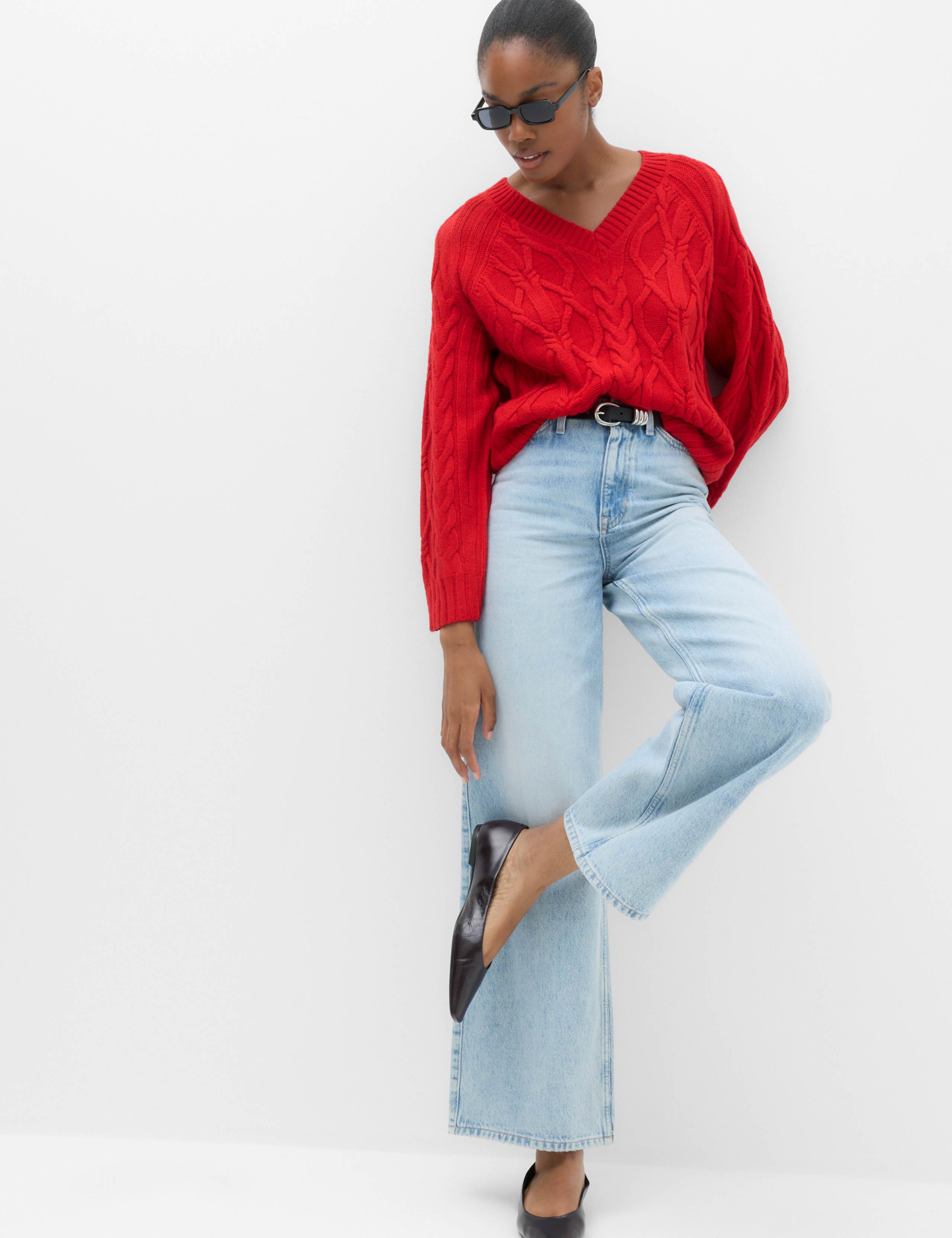 V Neck Cable Knit Relaxed Jumper 5 of 5
