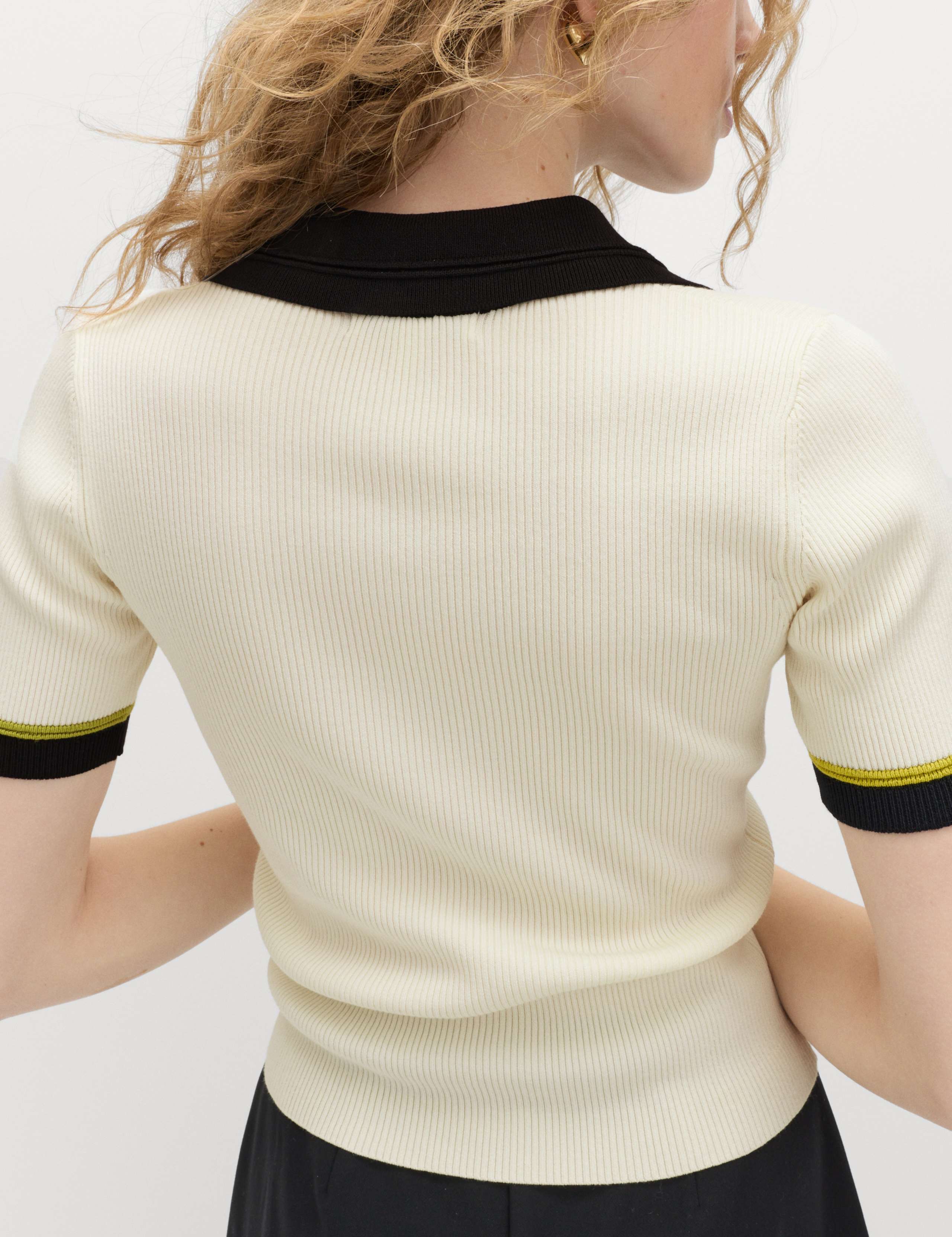 Collared Half Zip Fitted Knitted Top 3 of 5