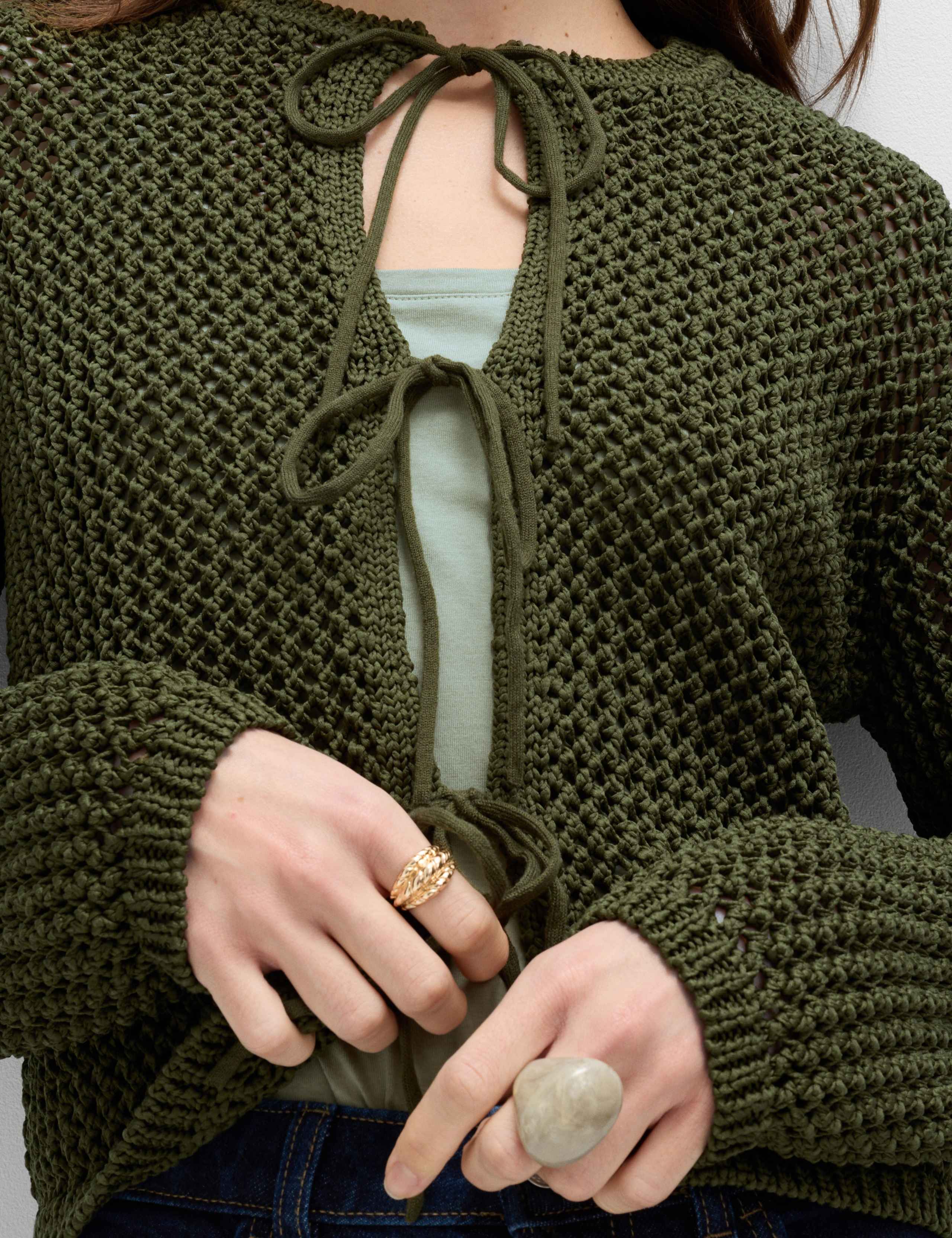 Textured Tie Front Slim Fit Cropped Cardigan 3 of 6