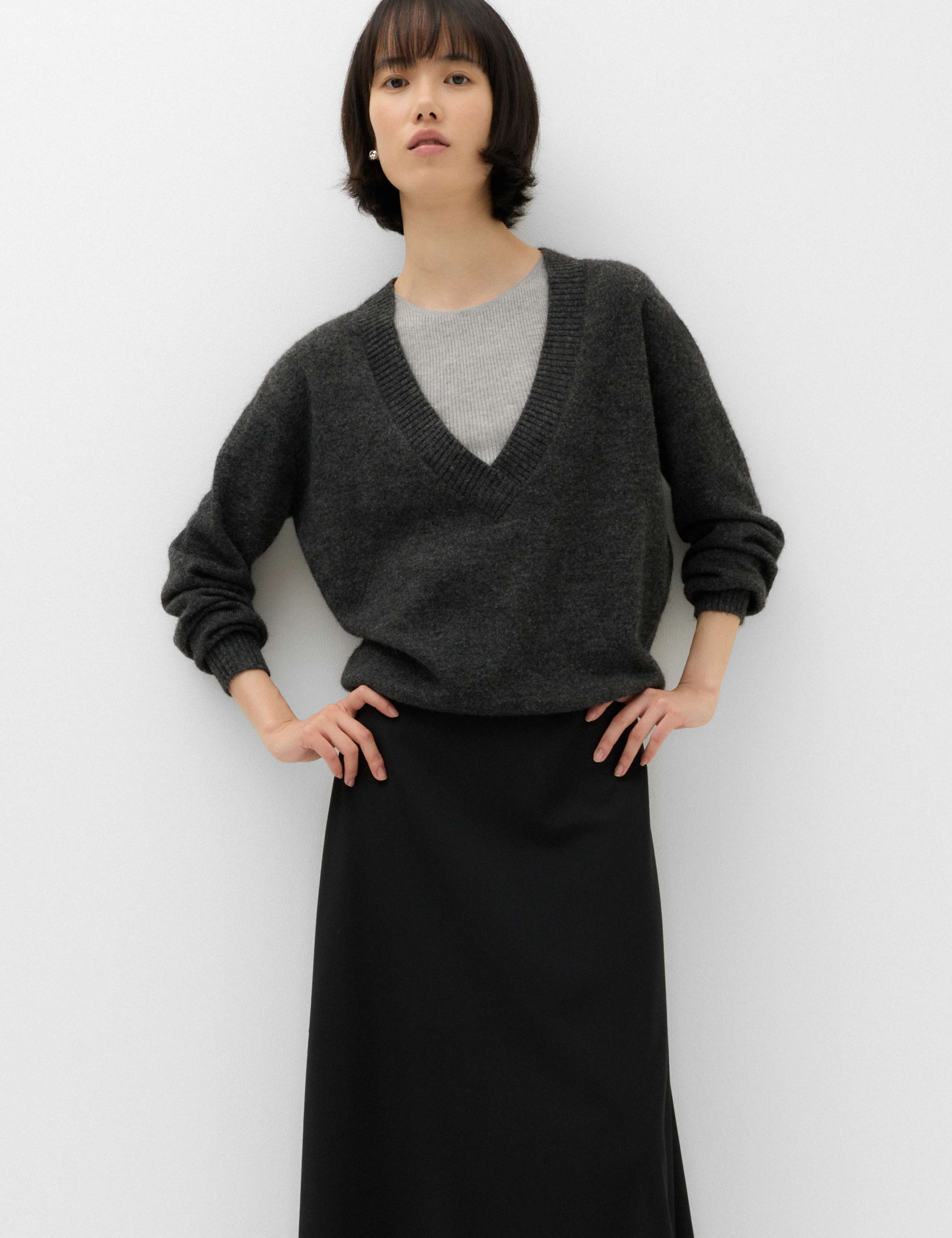Ribbed V-Neck Double Layer Jumper with Wool 1 of 6