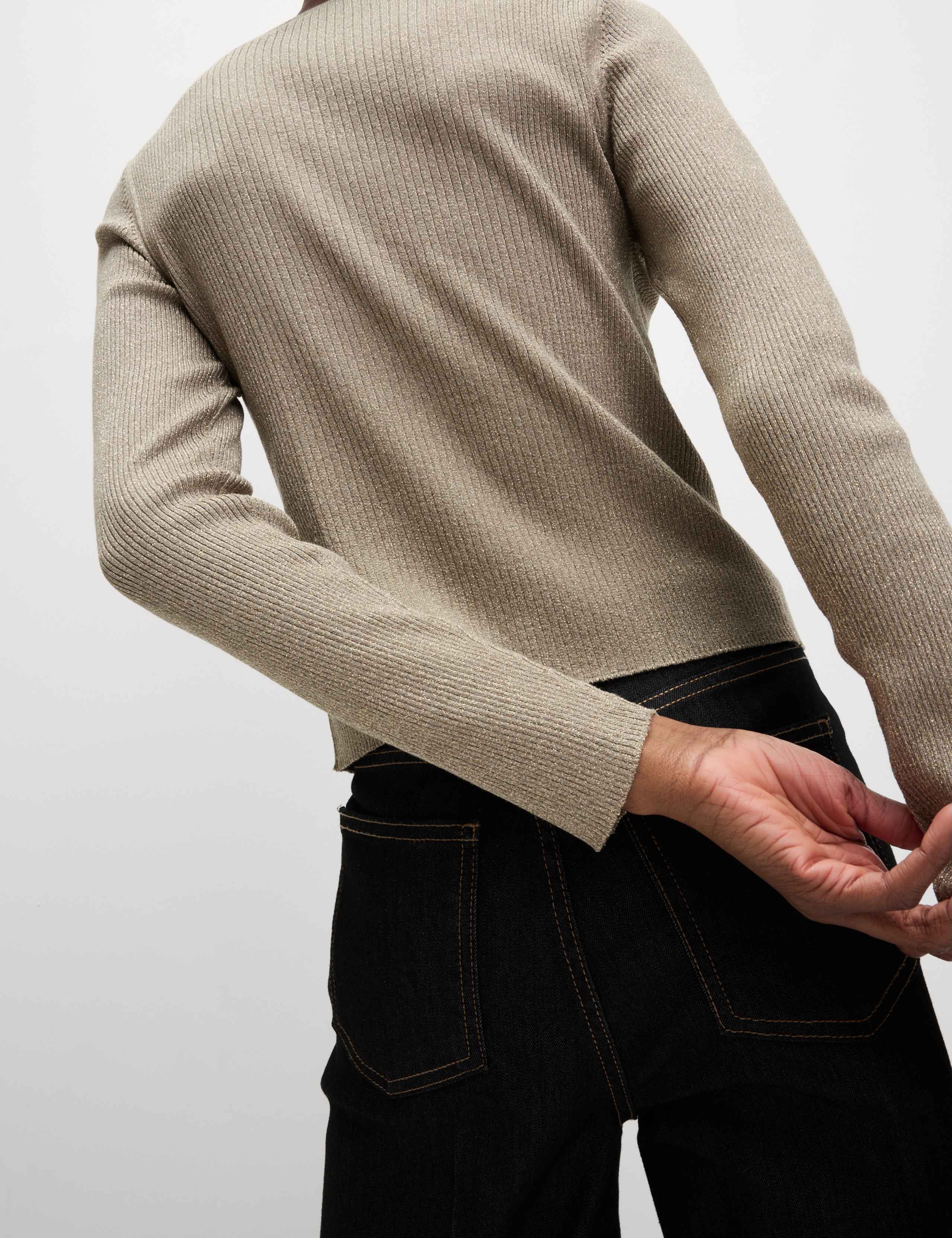 Metallic Crew Neck Slim Fit Cardigan 5 of 7