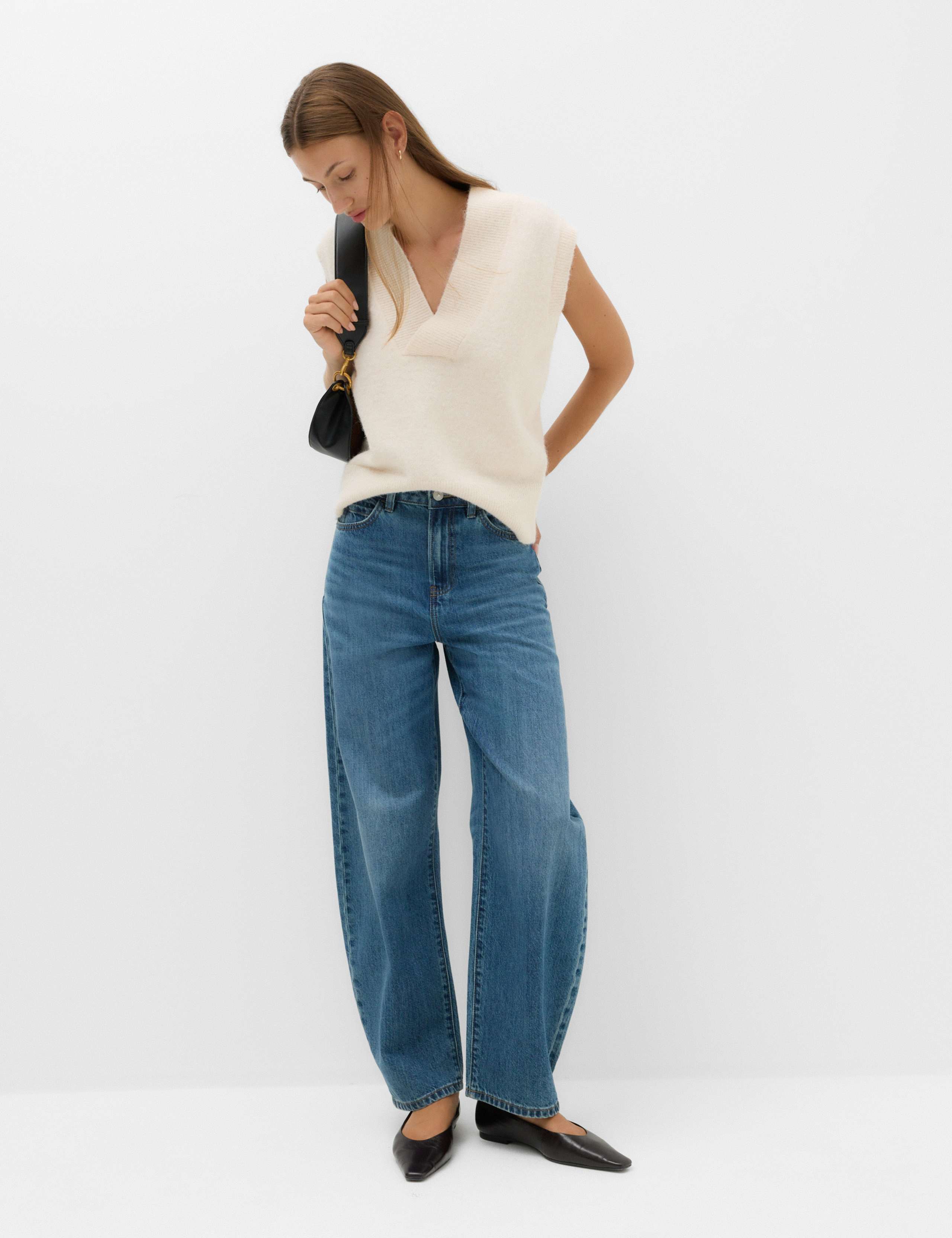 V Neck Cropped Knitted Vest With Wool 5 of 6