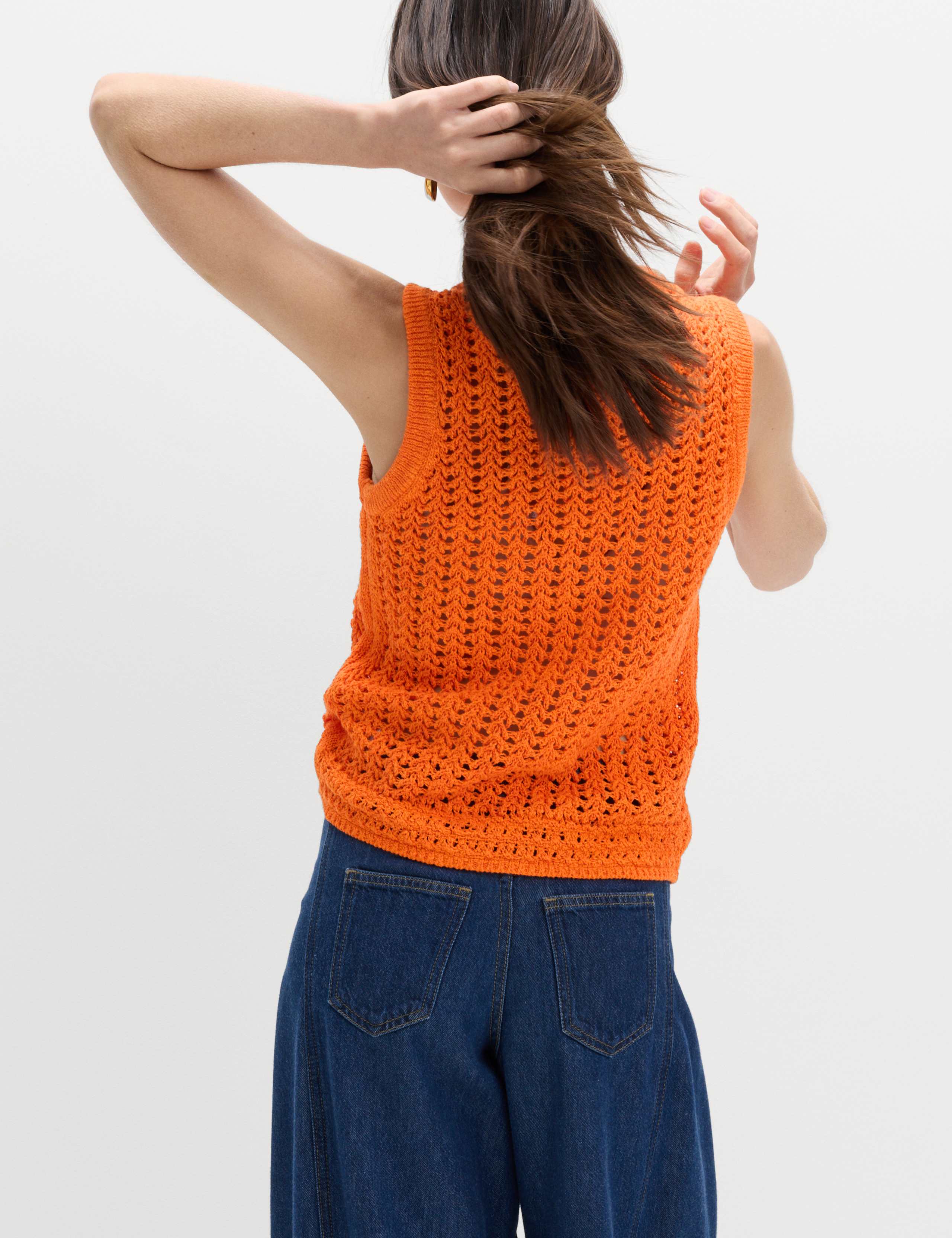 Cotton Rich Crochet-Style Scoop Neck Knitted Vest 3 of 5