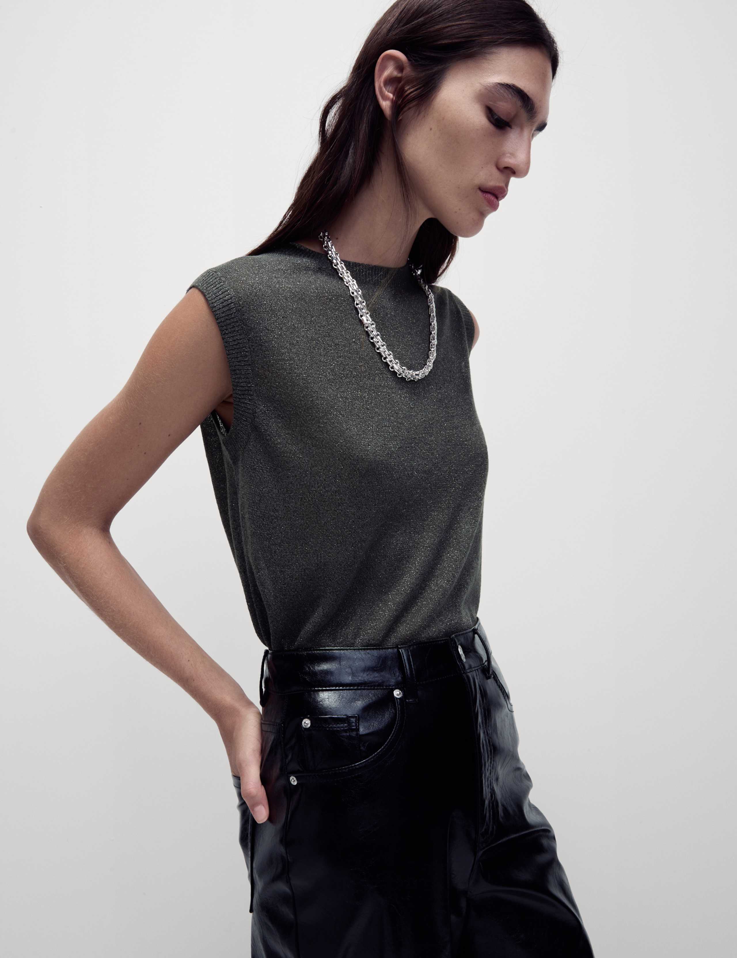 Ribbed Regular Fit Metallic Vest 1 of 7