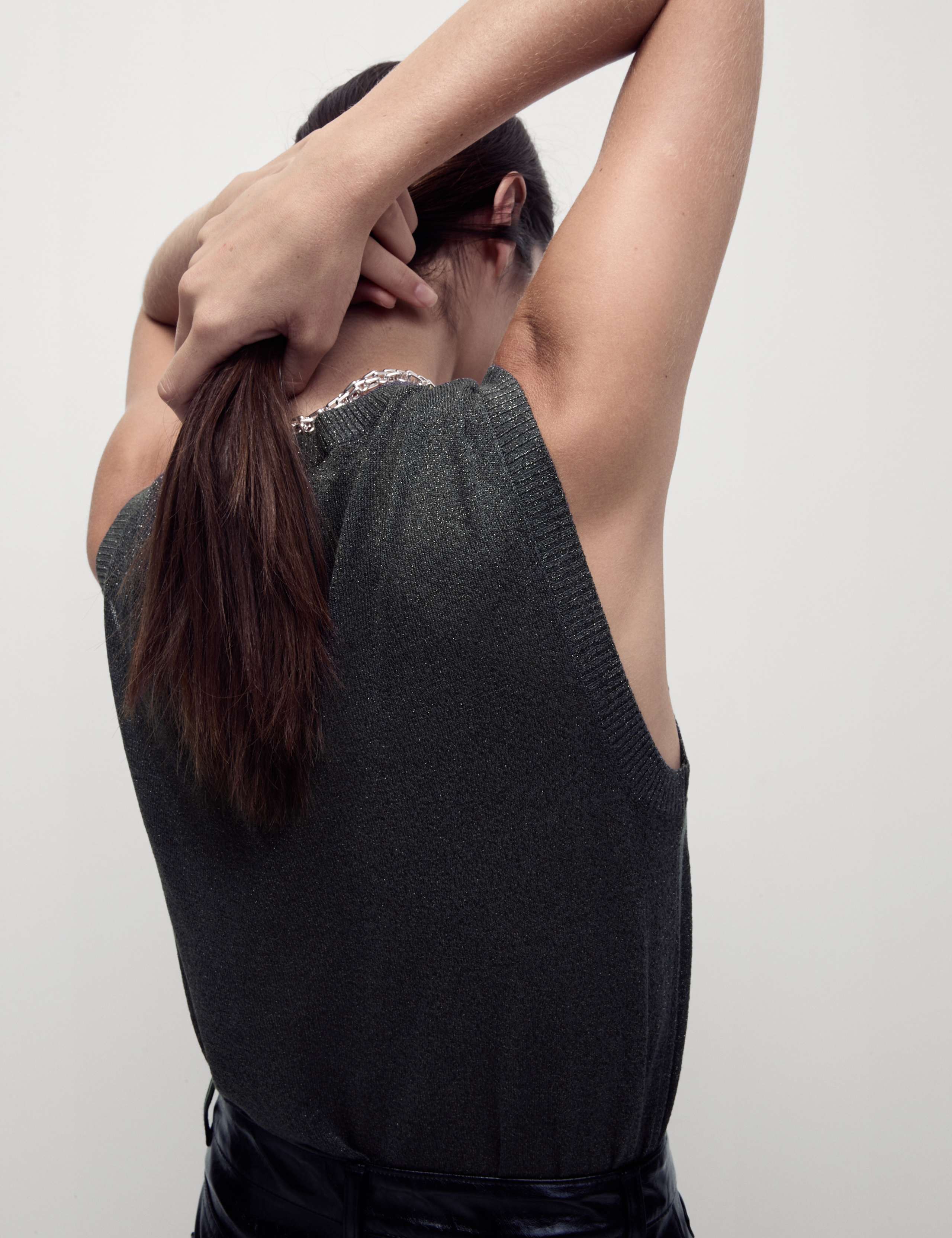 Ribbed Regular Fit Metallic Vest 5 of 7