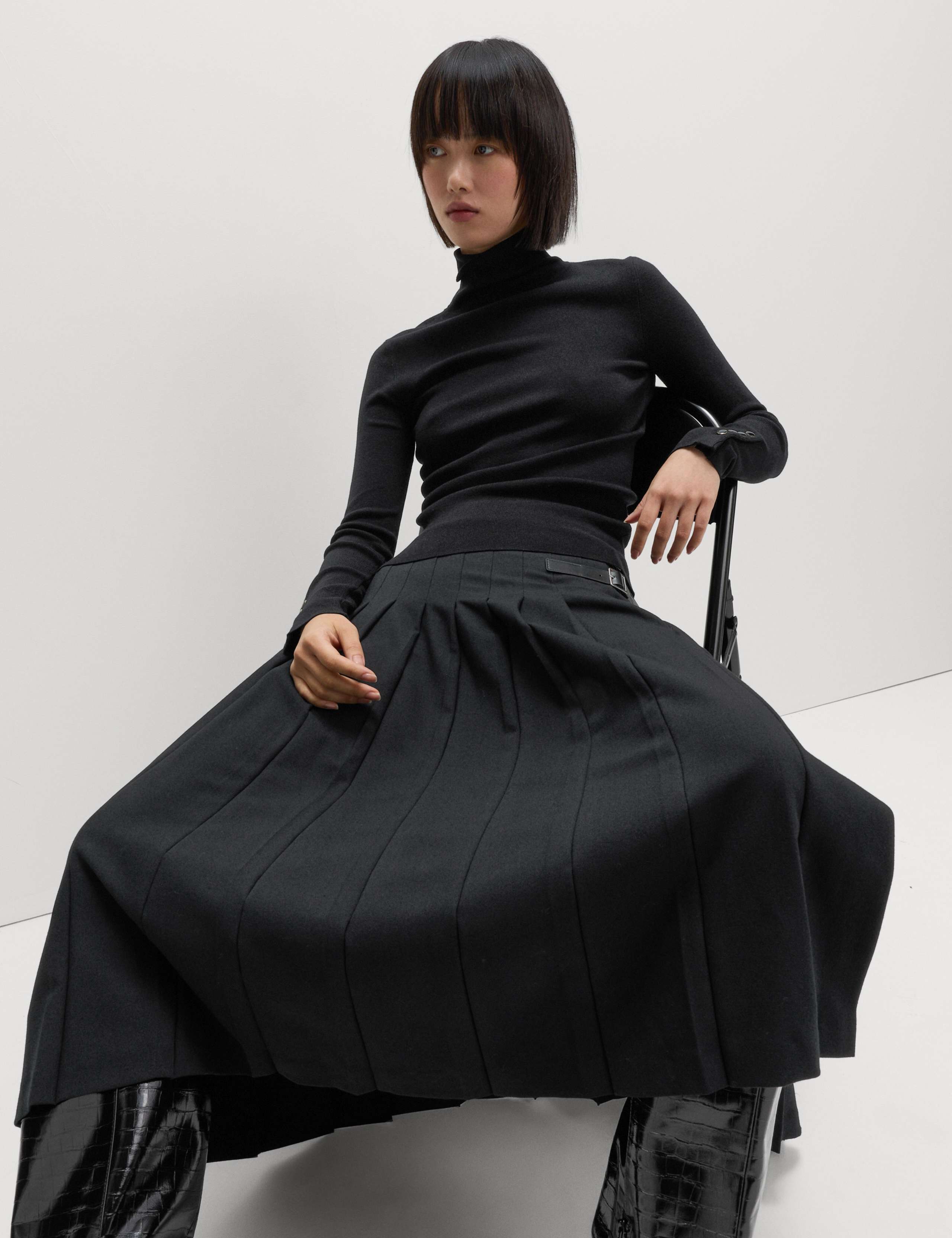 Ribbed Roll Neck Button Detail Jumper 4 of 6