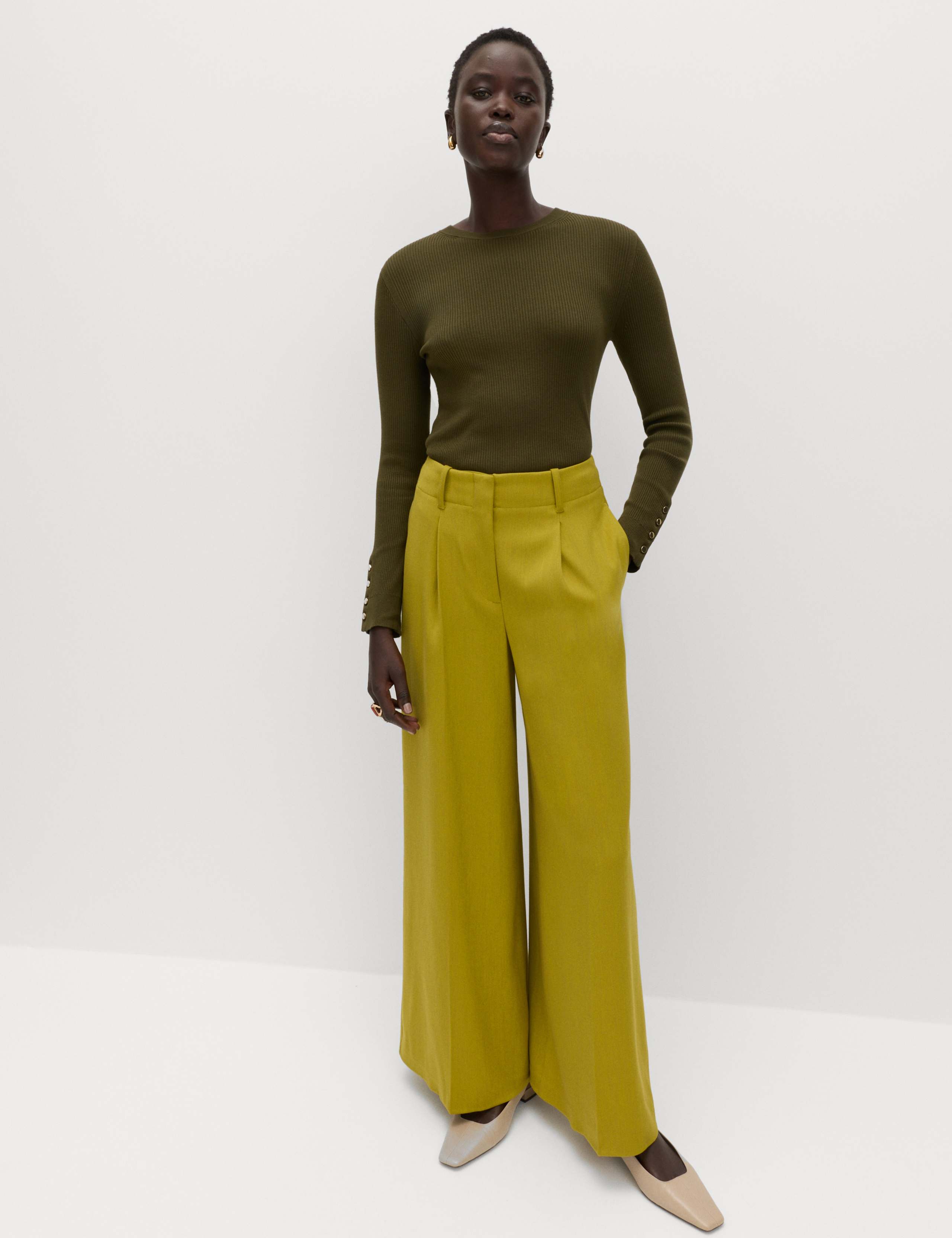 Ribbed Crew Neck Button Detail Jumper 3 of 5