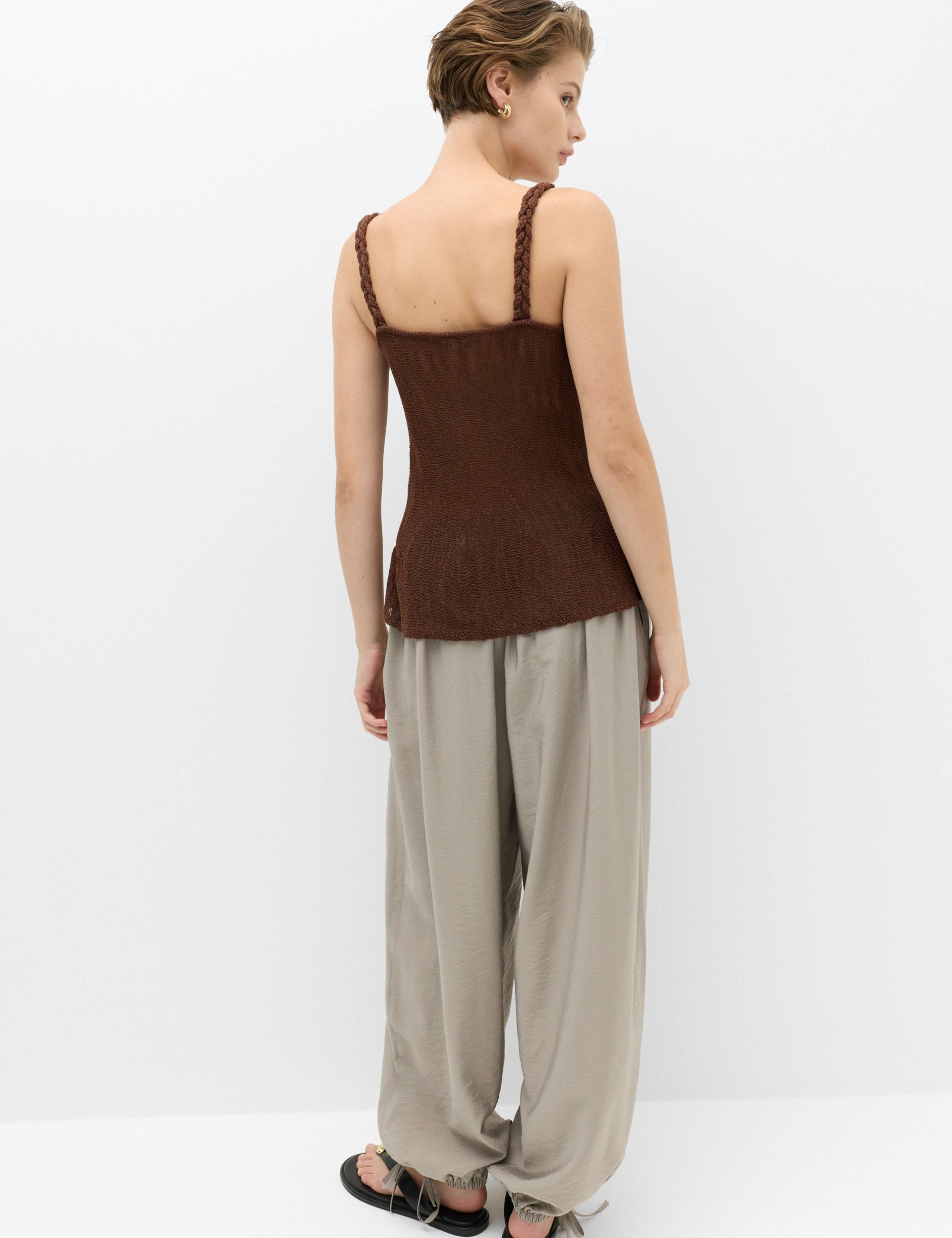 Cotton Rich Textured Scoop Neck Knitted Vest 4 of 5