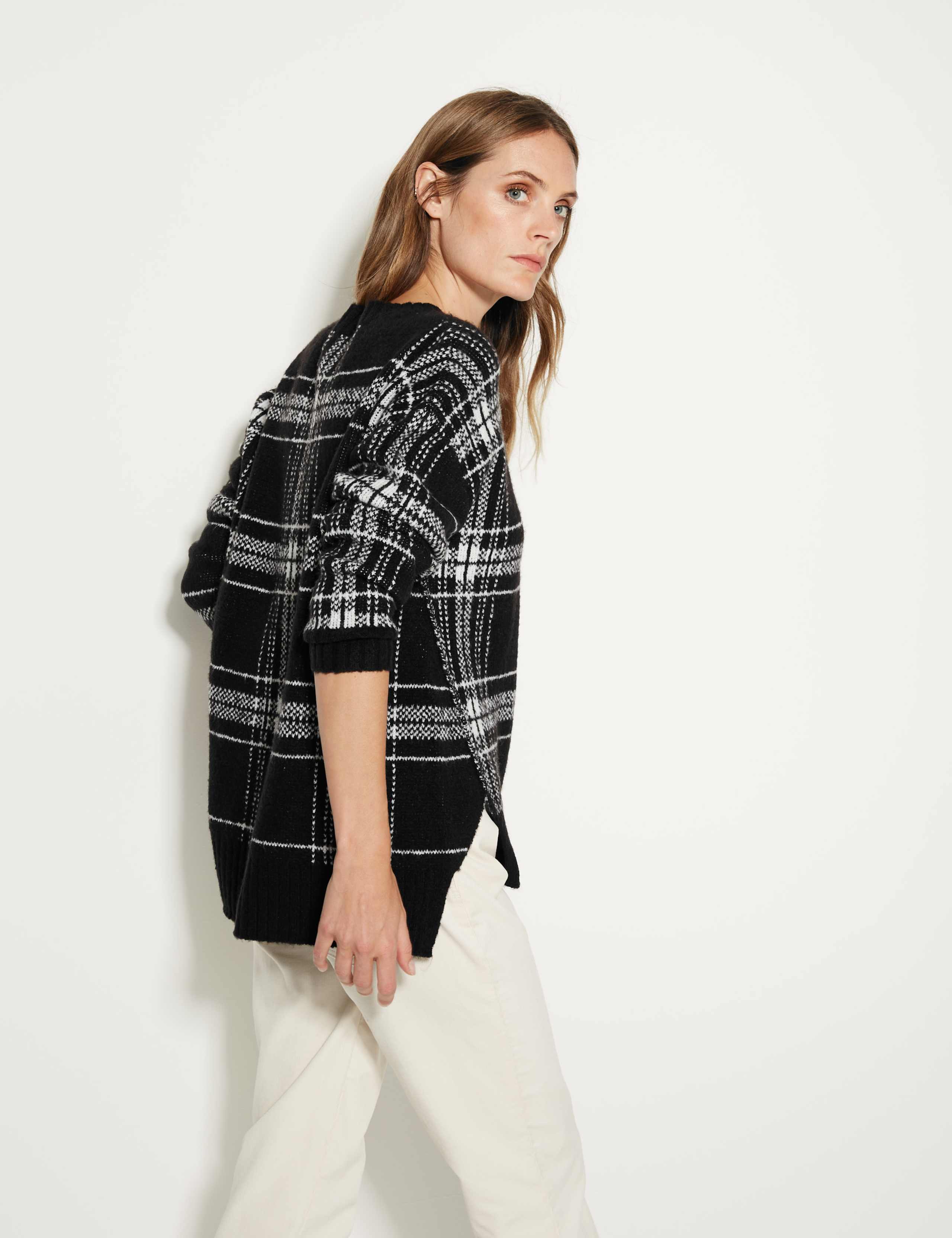 Checked Relaxed Round Neck Jumper 4 of 4