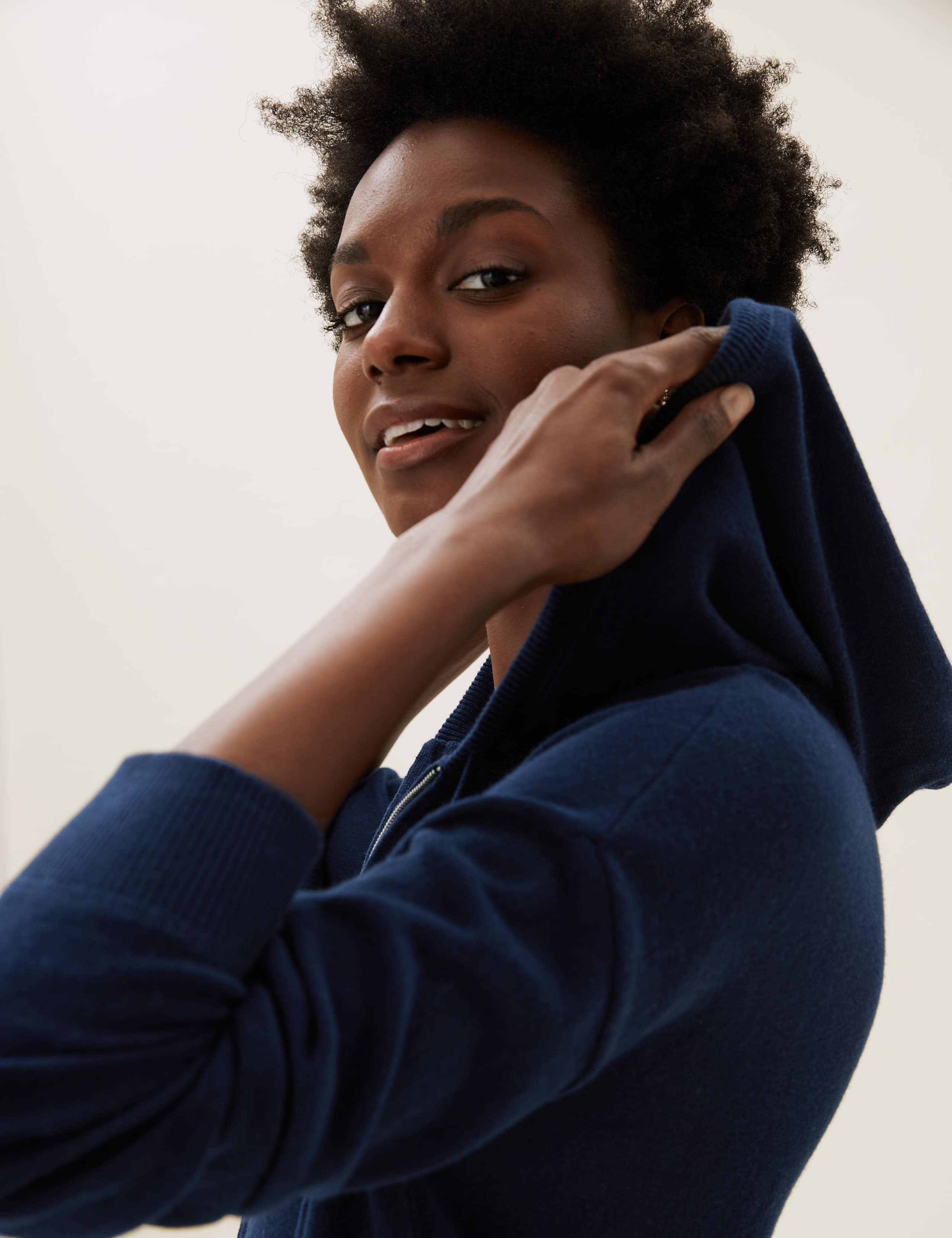 Cotton Relaxed Zip Up Hoodie with Cashmere 4 of 5