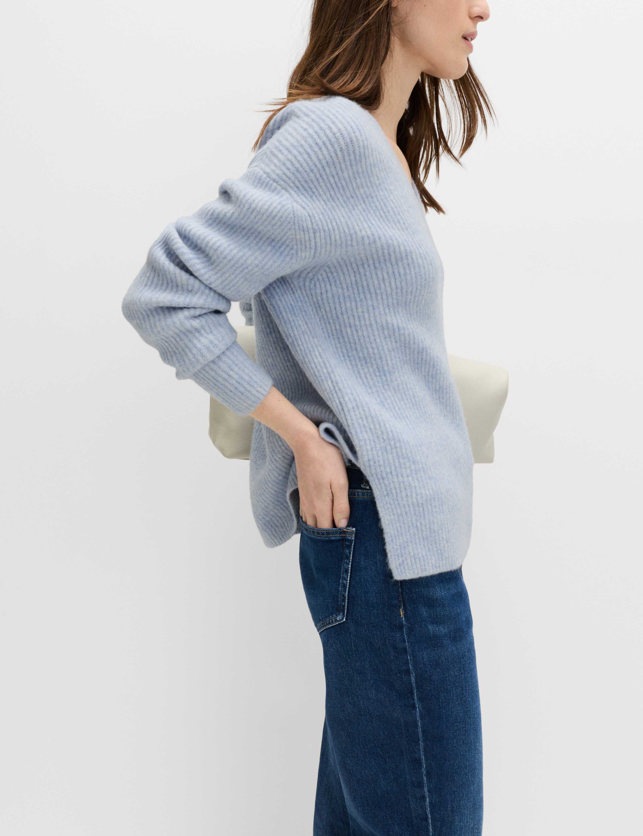 V-Neck Ribbed Jumper With Wool 3 of 5