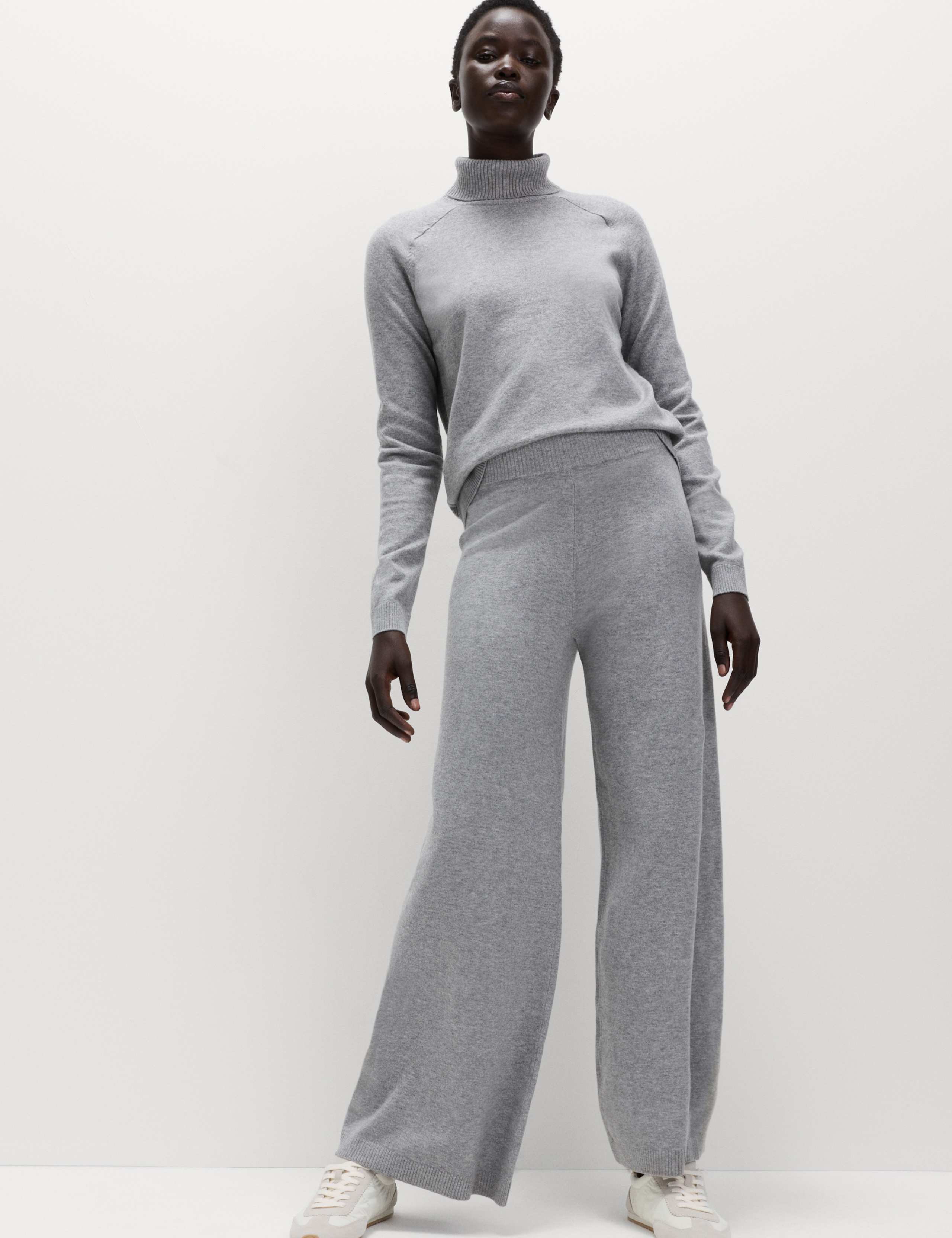 Air-Yarn Wide Leg Knitted Trousers 2 of 6