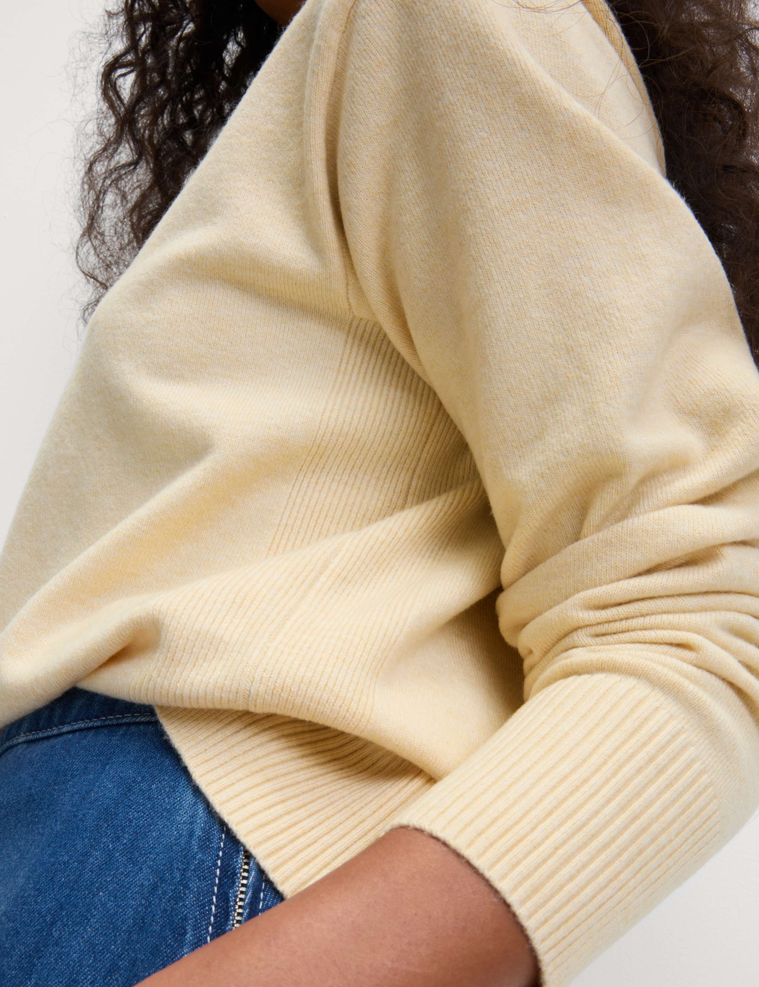 Air-Yarn Crew Neck Jumper 5 of 7