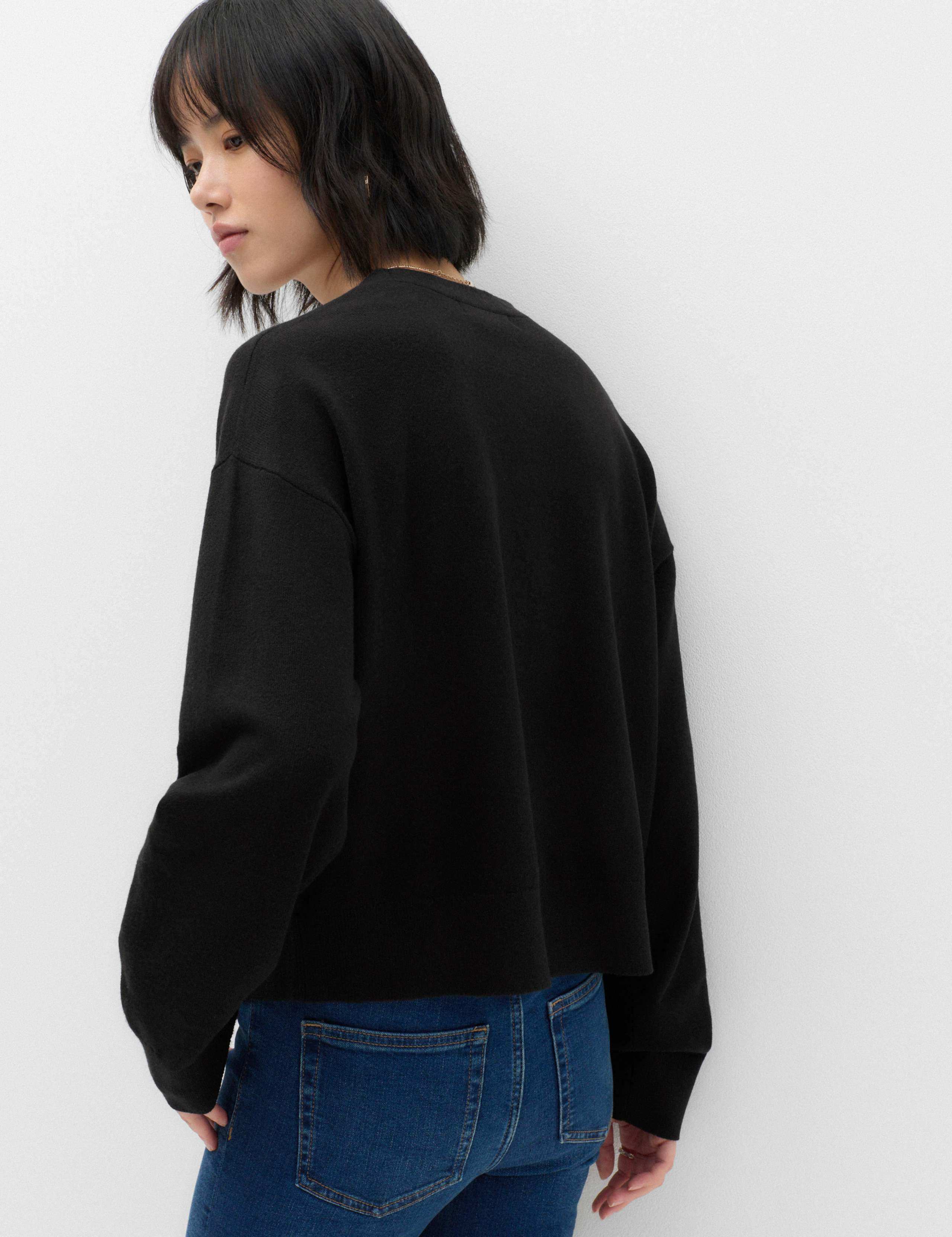 V Neck Button Front Relaxed Cardigan 4 of 5