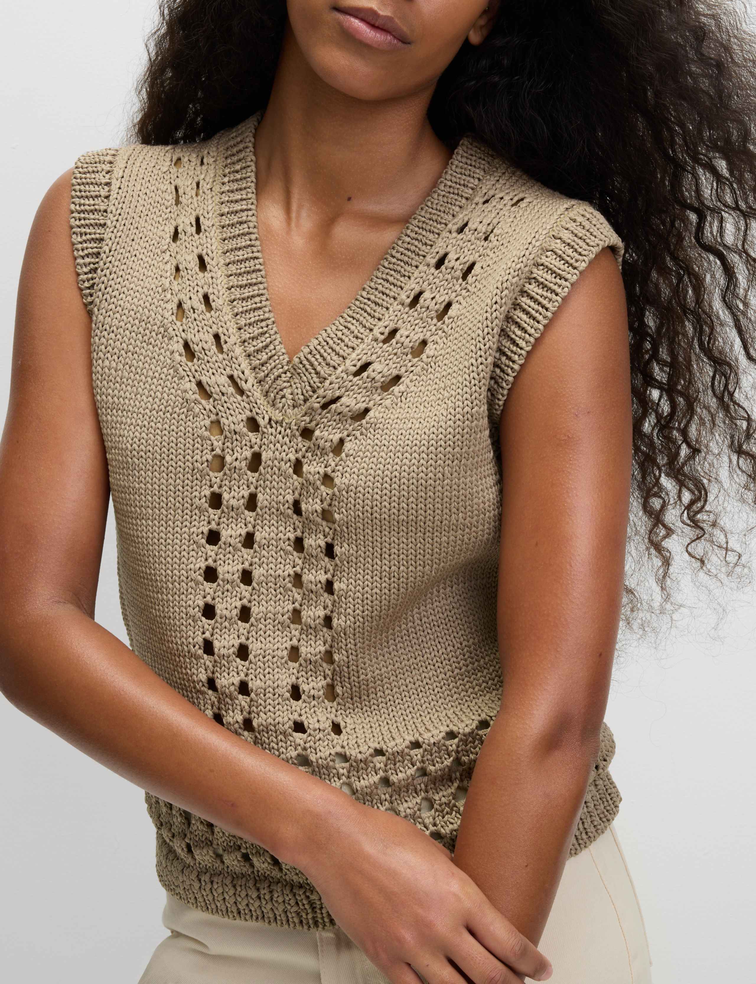 Open Stitch V-Neck Knitted Vest 4 of 5