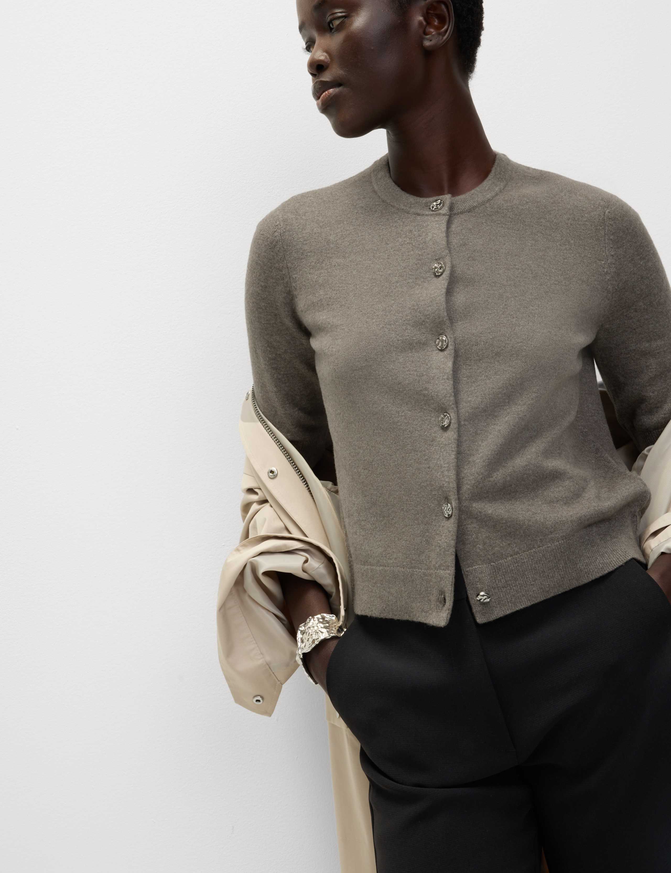 Air-Yarn Button Front Short Sleeve Cropped Cardigan 5 of 8