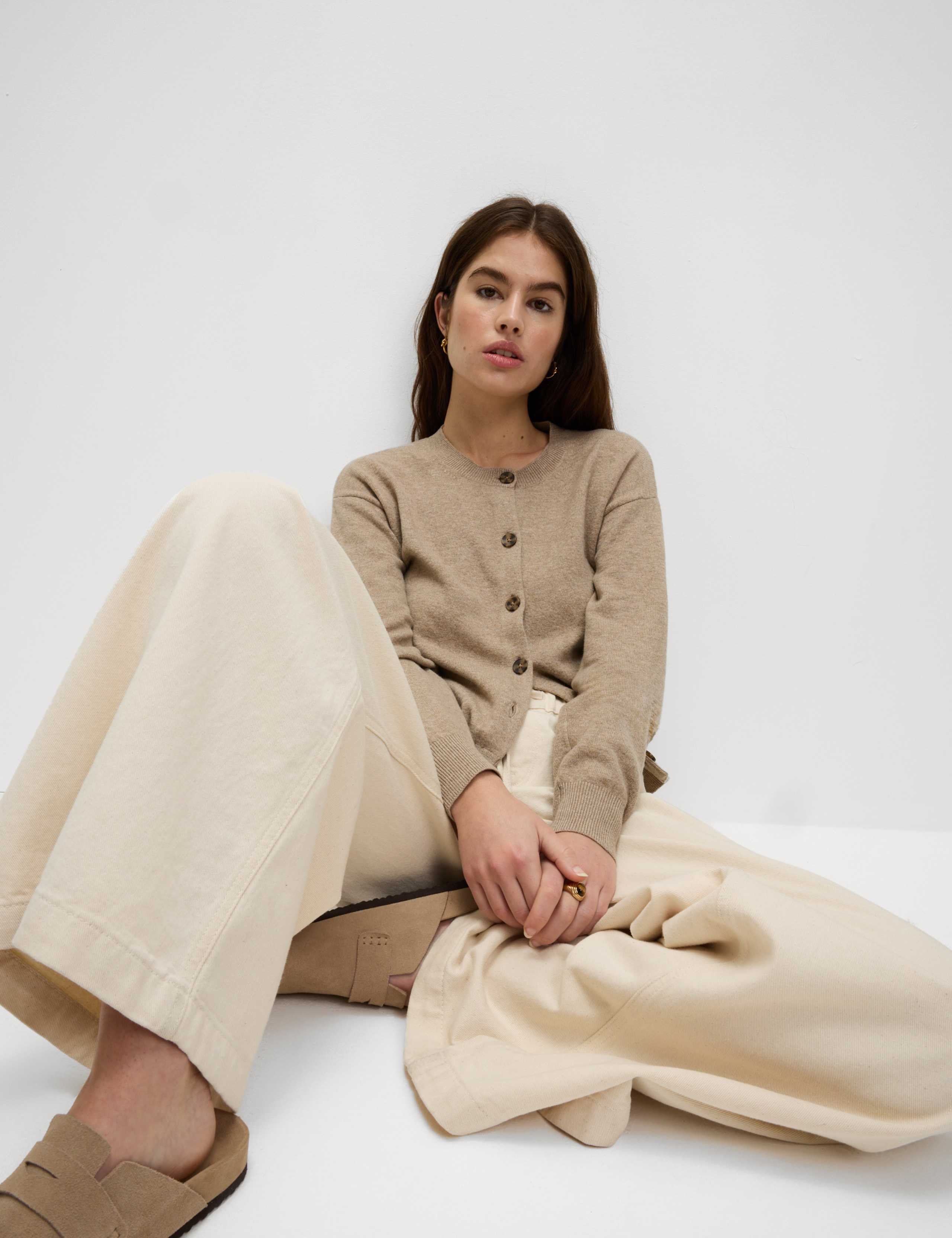 Air-Yarn Ribbed Crew Neck Cardigan 3 of 7