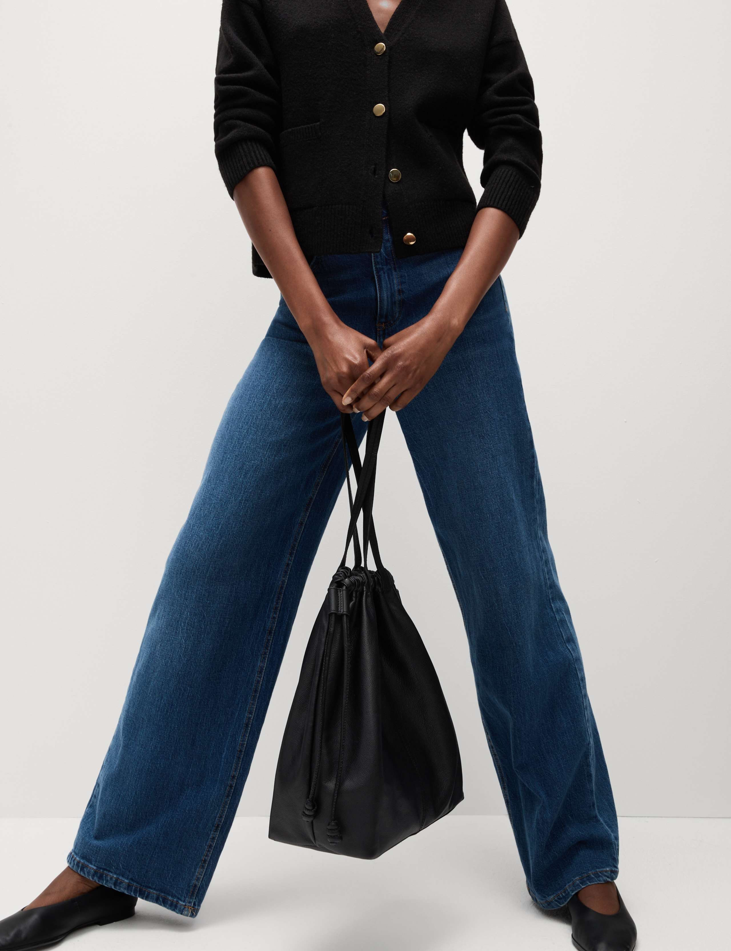 V-Neck Button Front Relaxed Cardigan 4 of 8