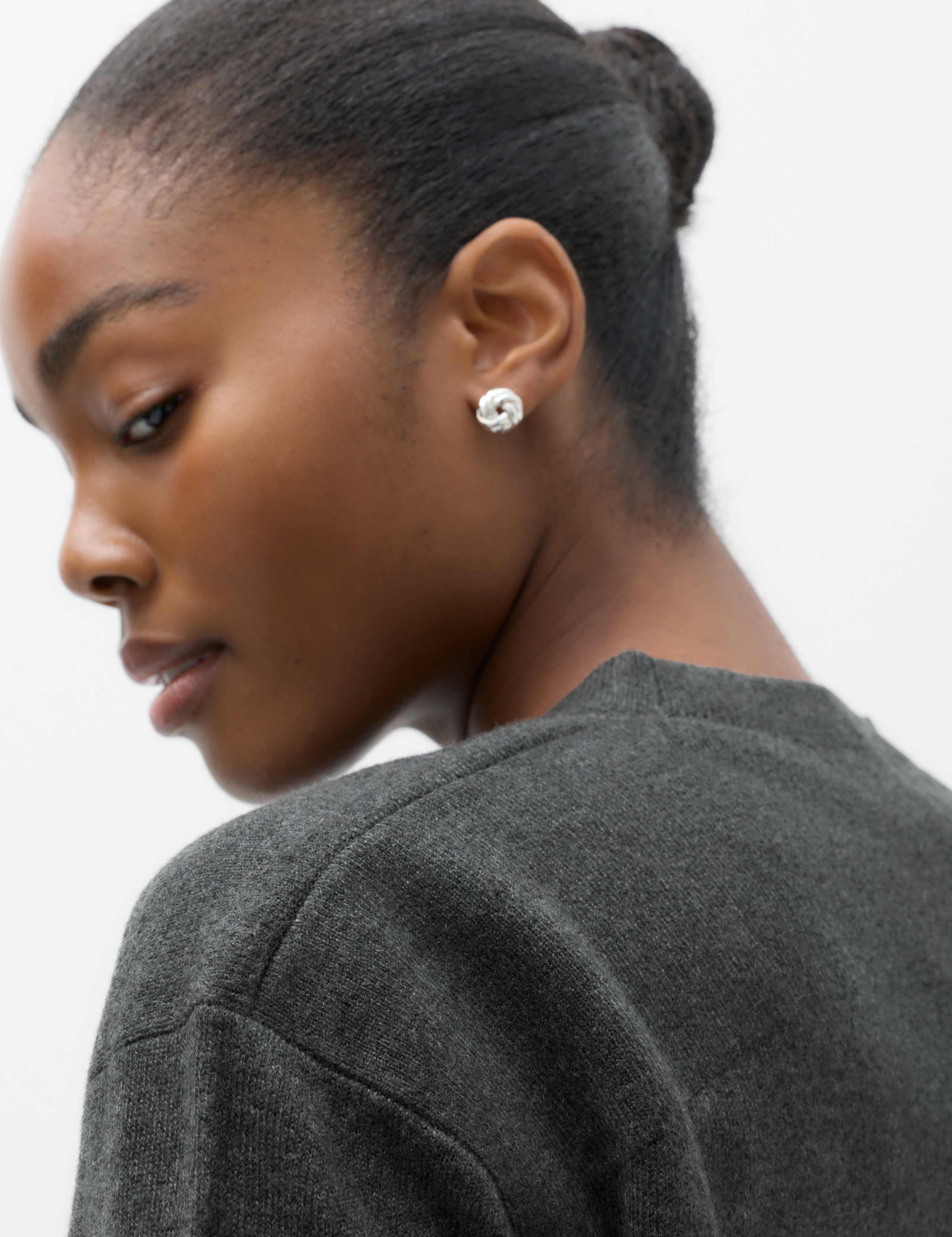 Shoulder Detail Relaxed Jumper 3 of 6