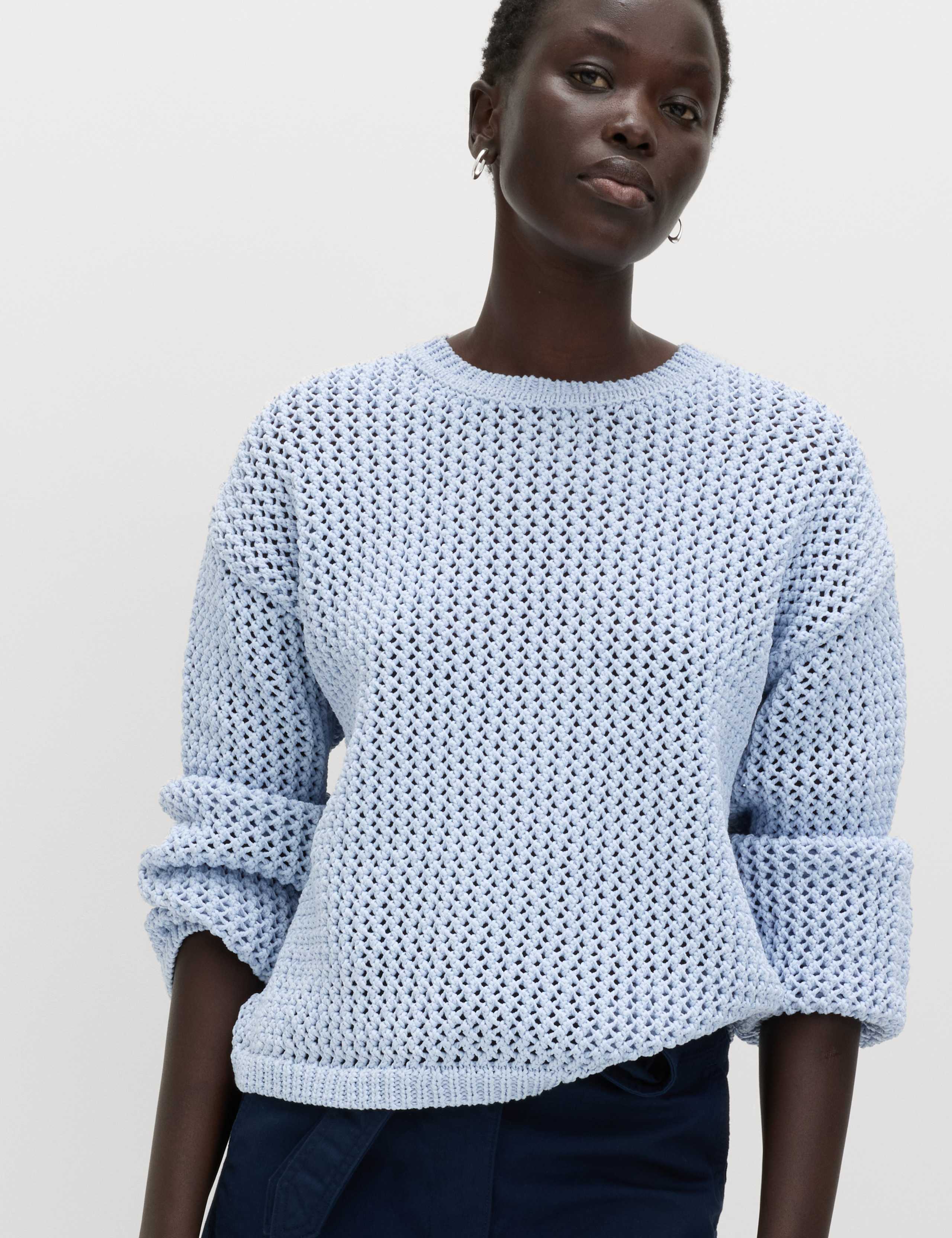 Textured Crew Neck Cropped Jumper 1 of 6