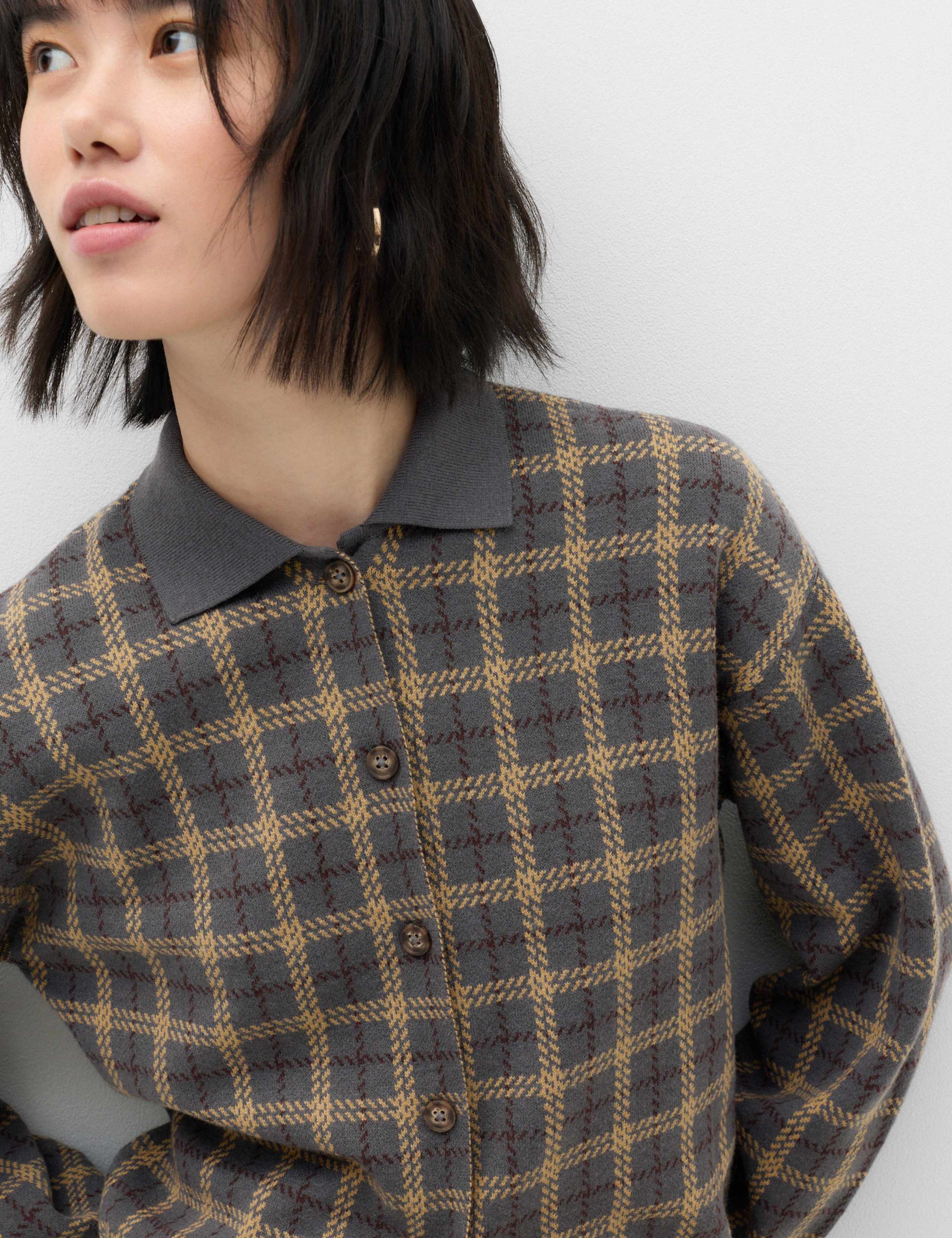 Checked Collared Button Front Cardigan with Wool 4 of 5