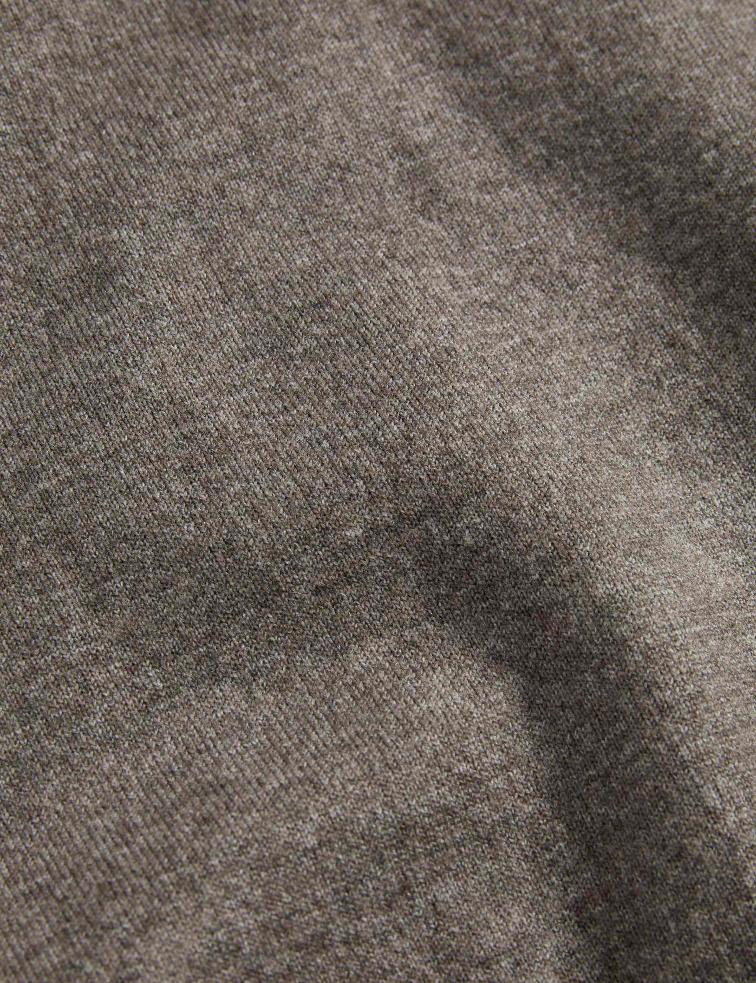 Air-Yarn V-Neck Jumper 6 of 6