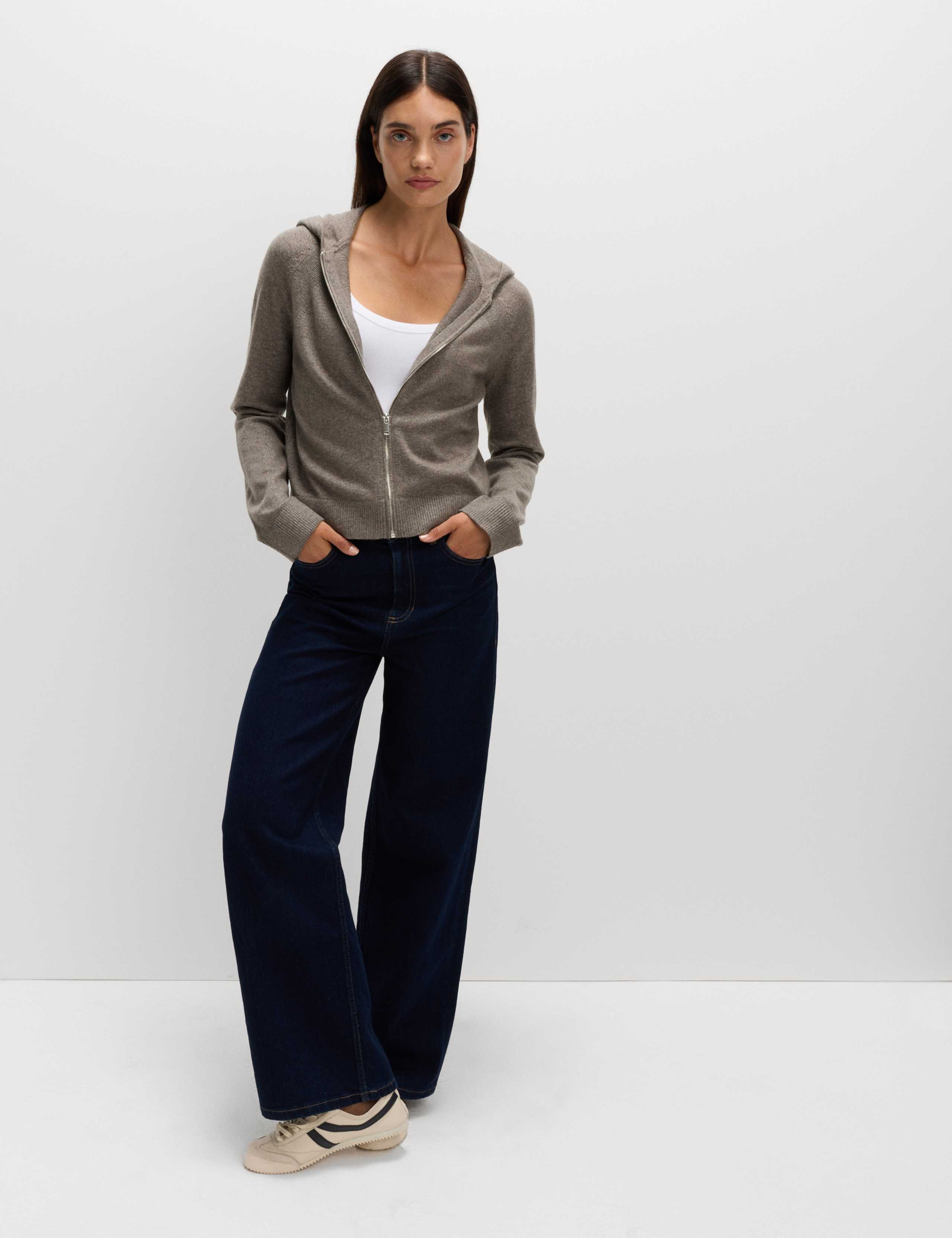 Knitted Zip Up Cropped Hoodie 3 of 7