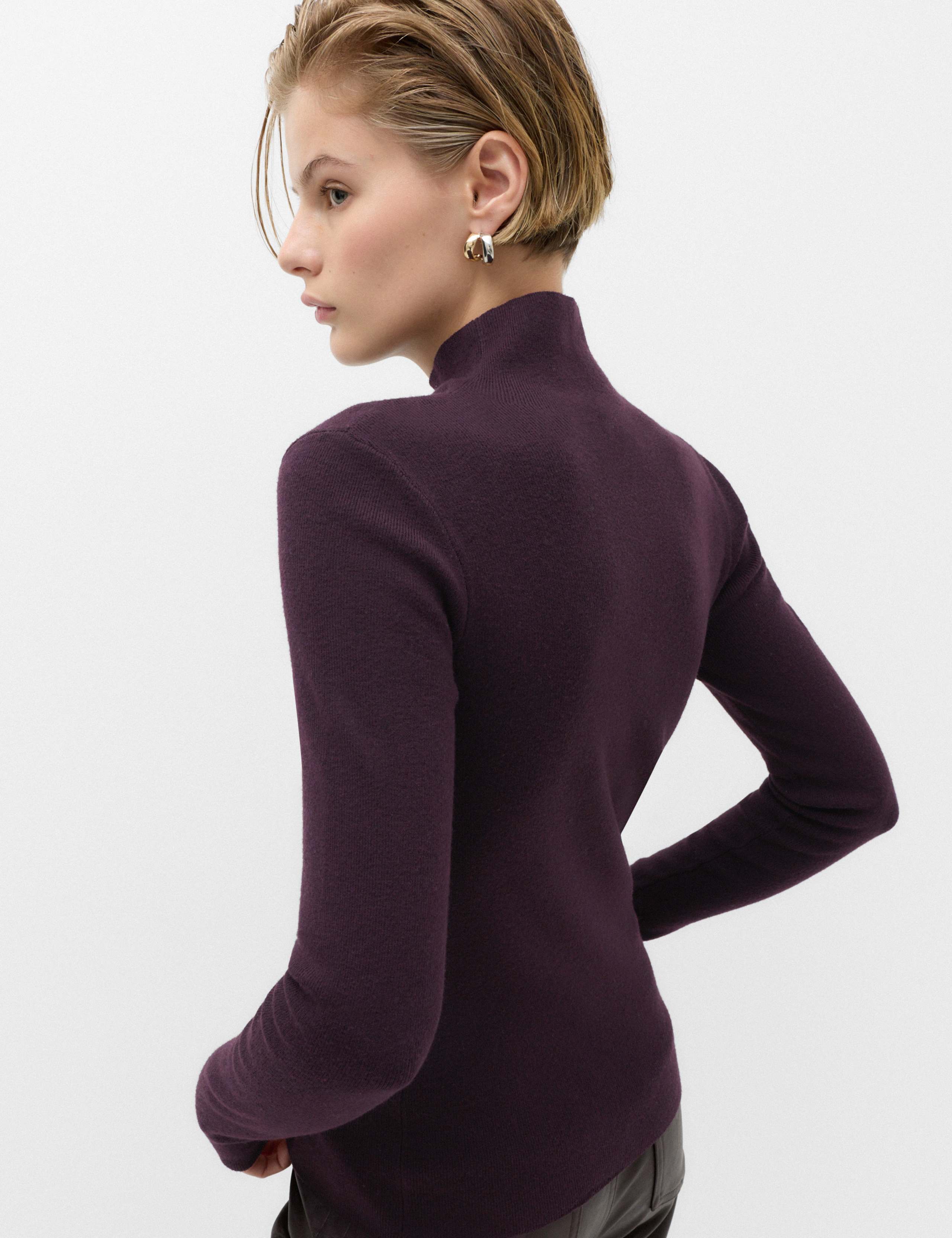 Funnel Neck Fitted Knitted Top With Wool 5 of 6