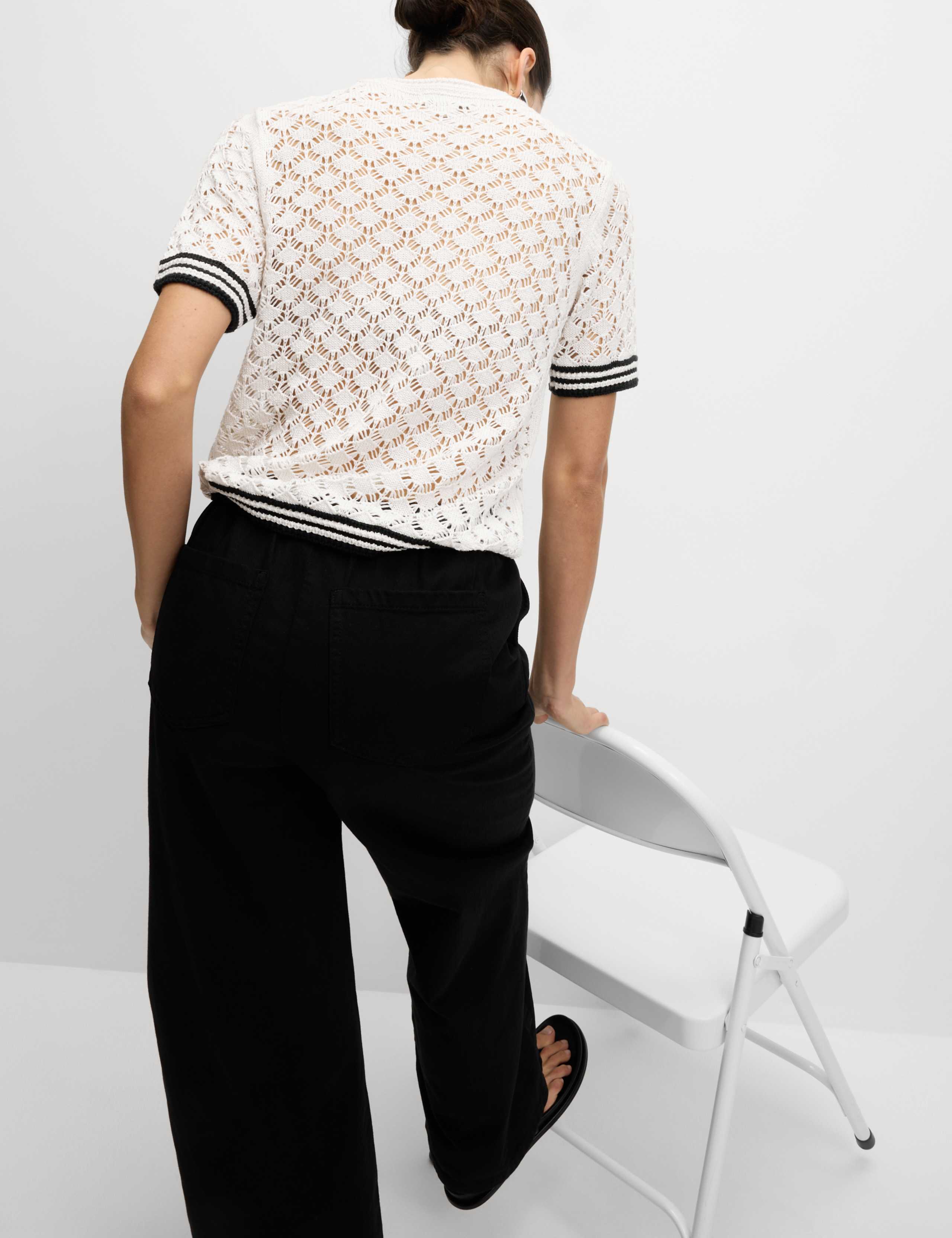 Pointelle Crew Neck Tipped Detail Knitted Top 4 of 8