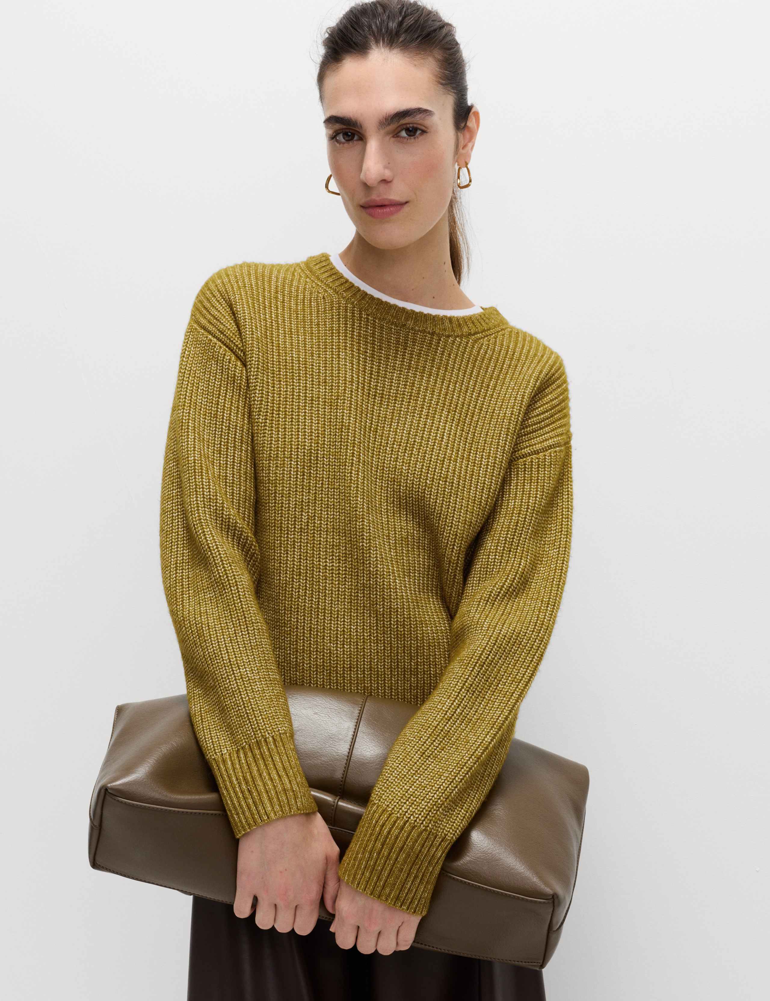 Cloud-Yarn Ribbed Crew Neck Jumper 1 of 5