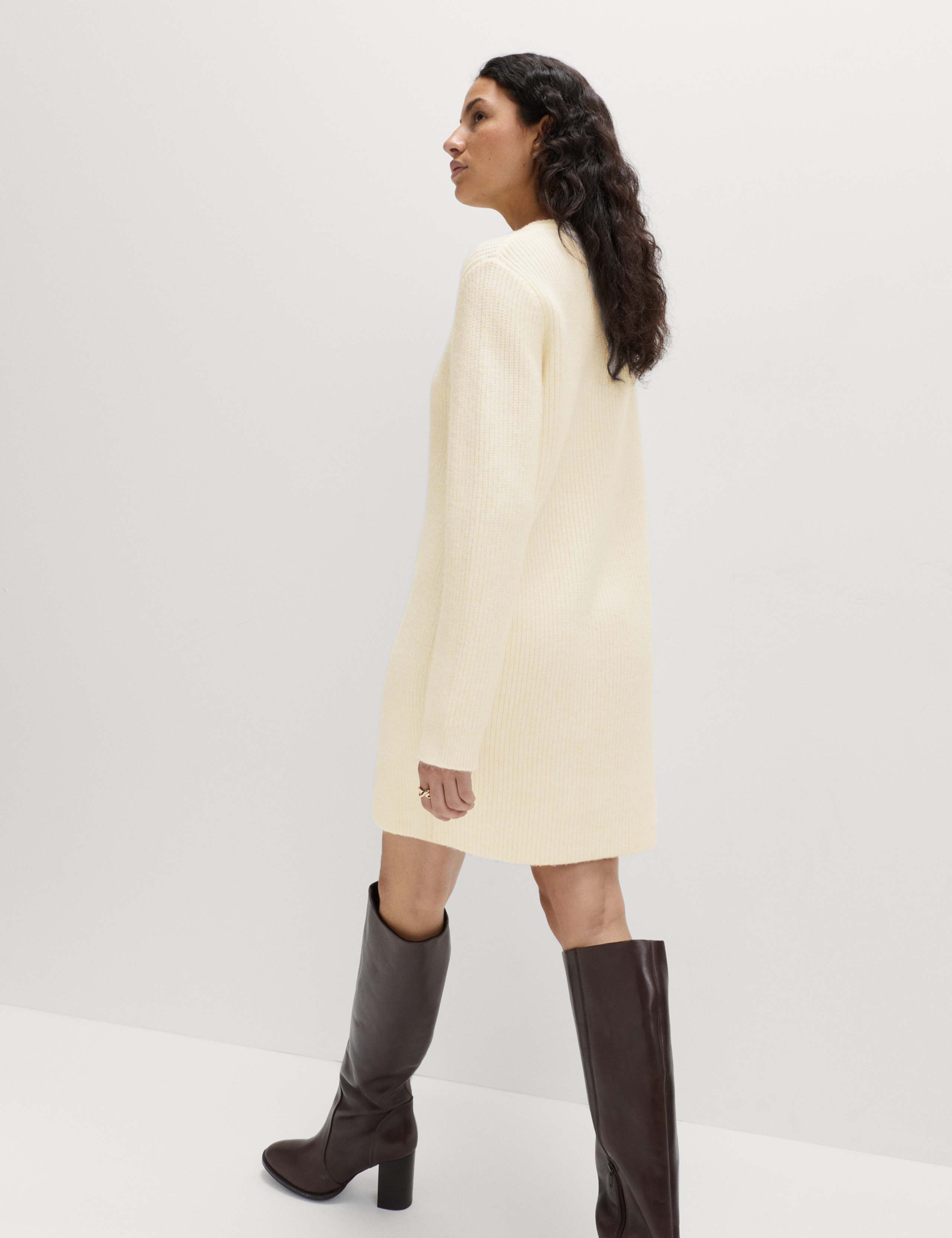 Cloud-Yarn Ribbed Relaxed Mini Knitted Dress 5 of 5