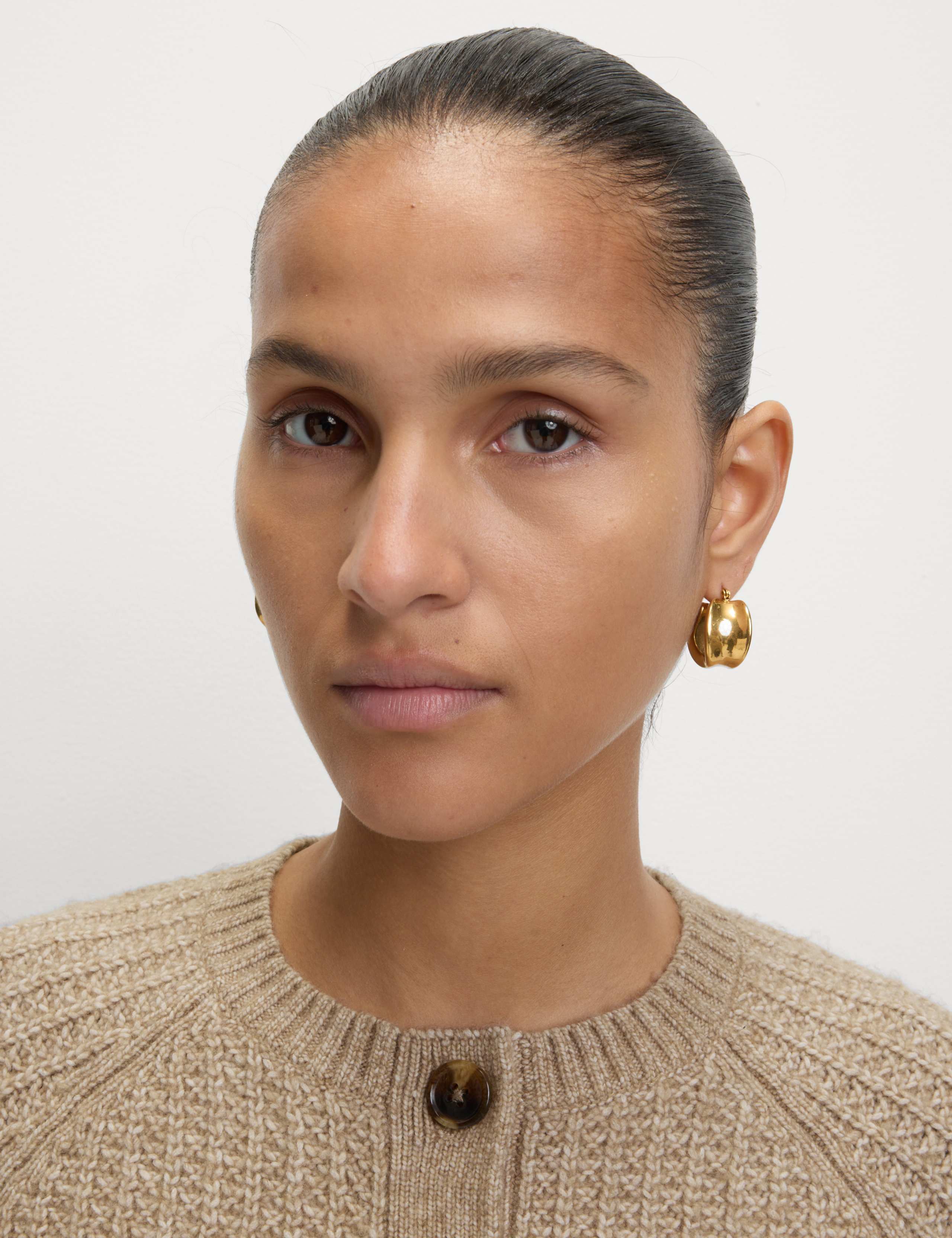 Cloud-Yarn Textured Crew Neck Cardigan 7 of 8