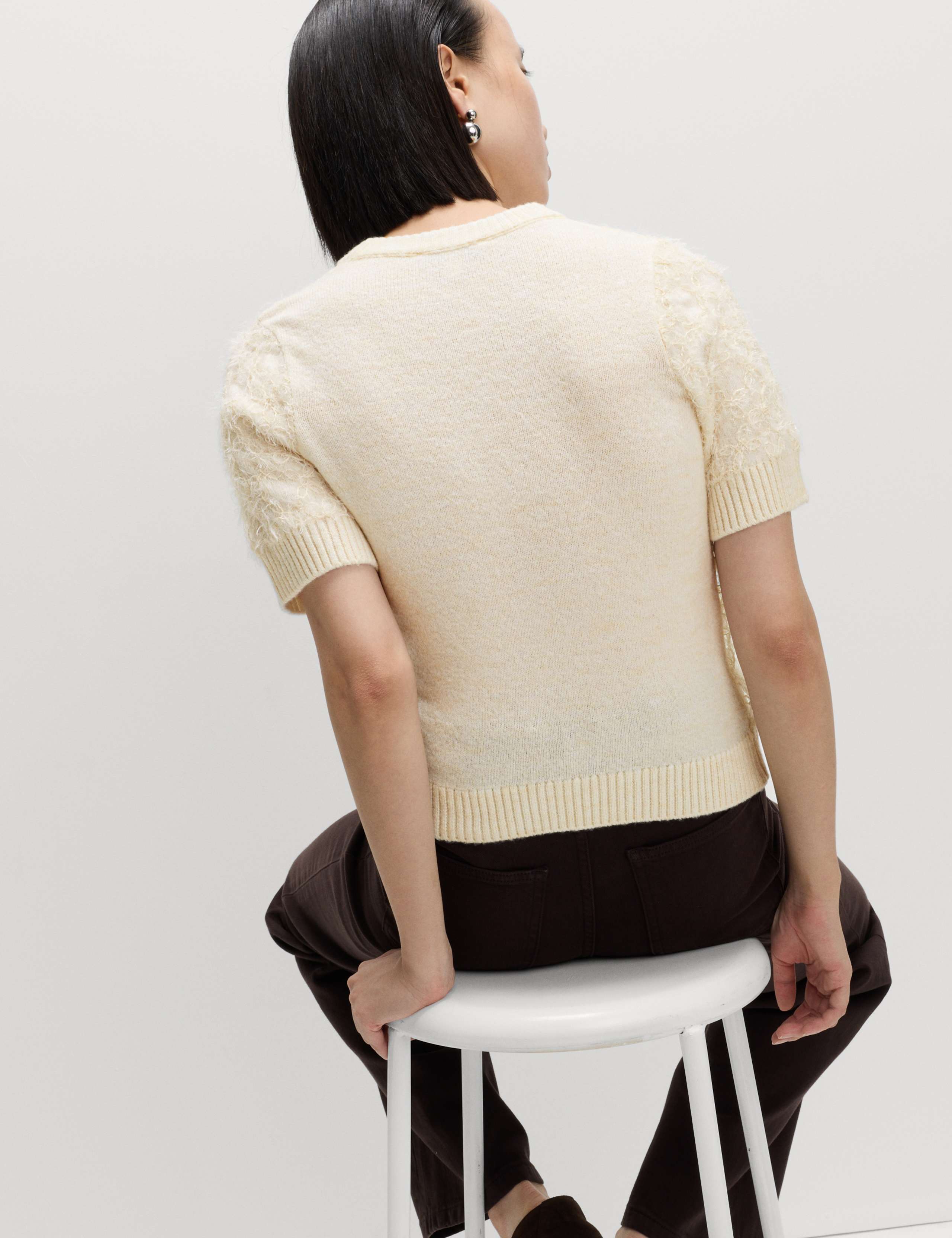 Embellished Floral Crew Neck Knitted Top 7 of 7