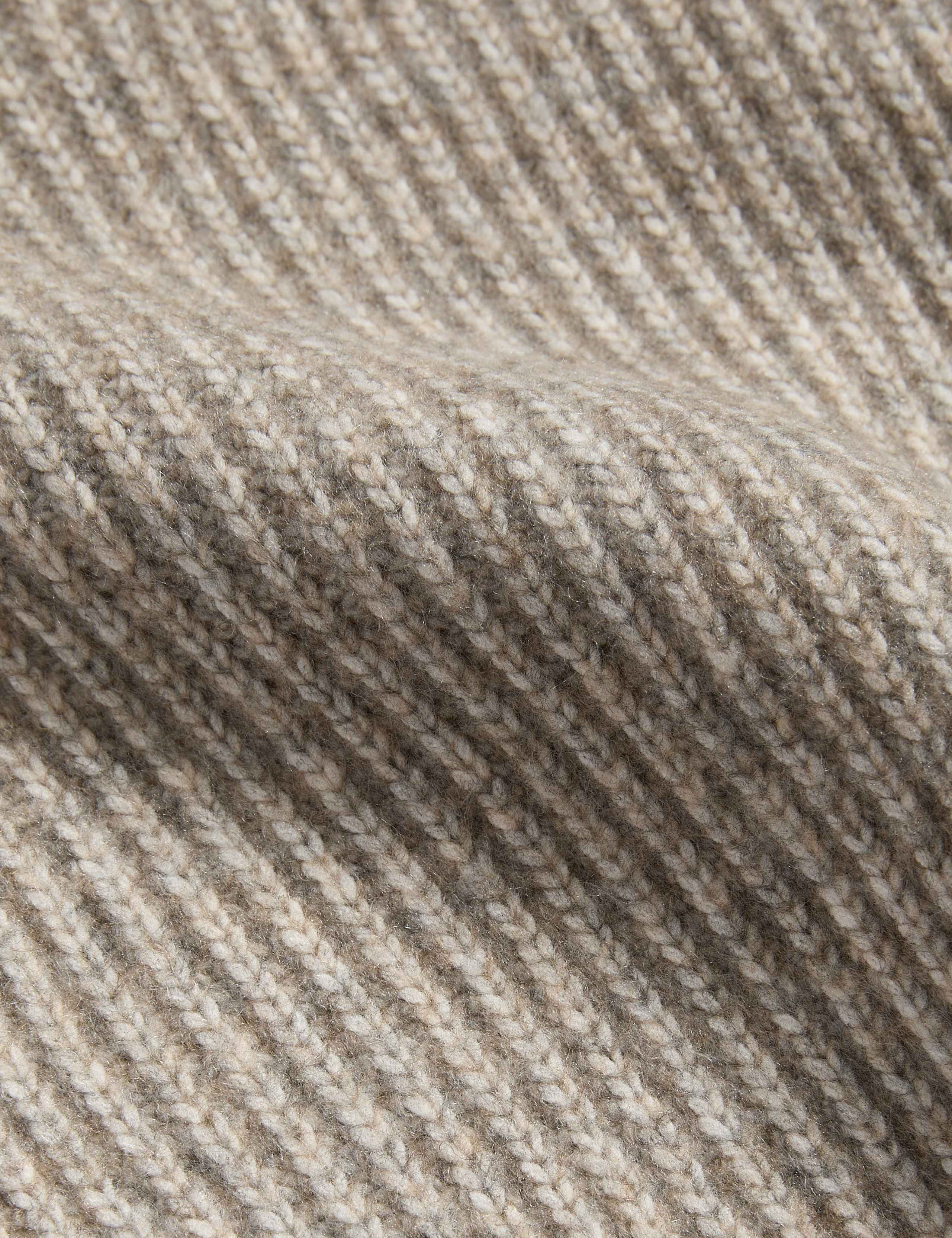 Cloud-Yarn Ribbed V-Neck Jumper 7 of 7