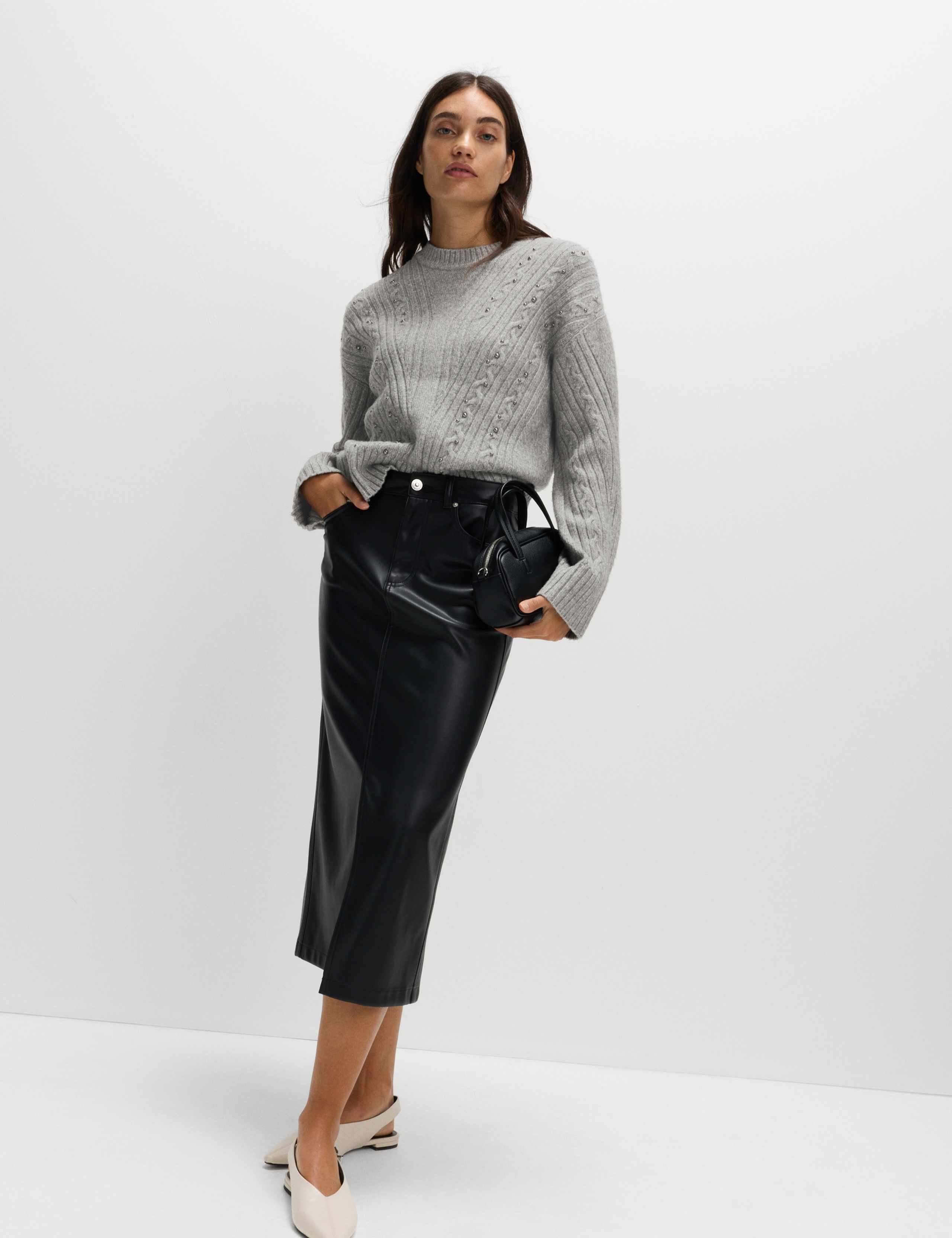 Cloud-Yarn Embellished Cable Knit Jumper 5 of 6