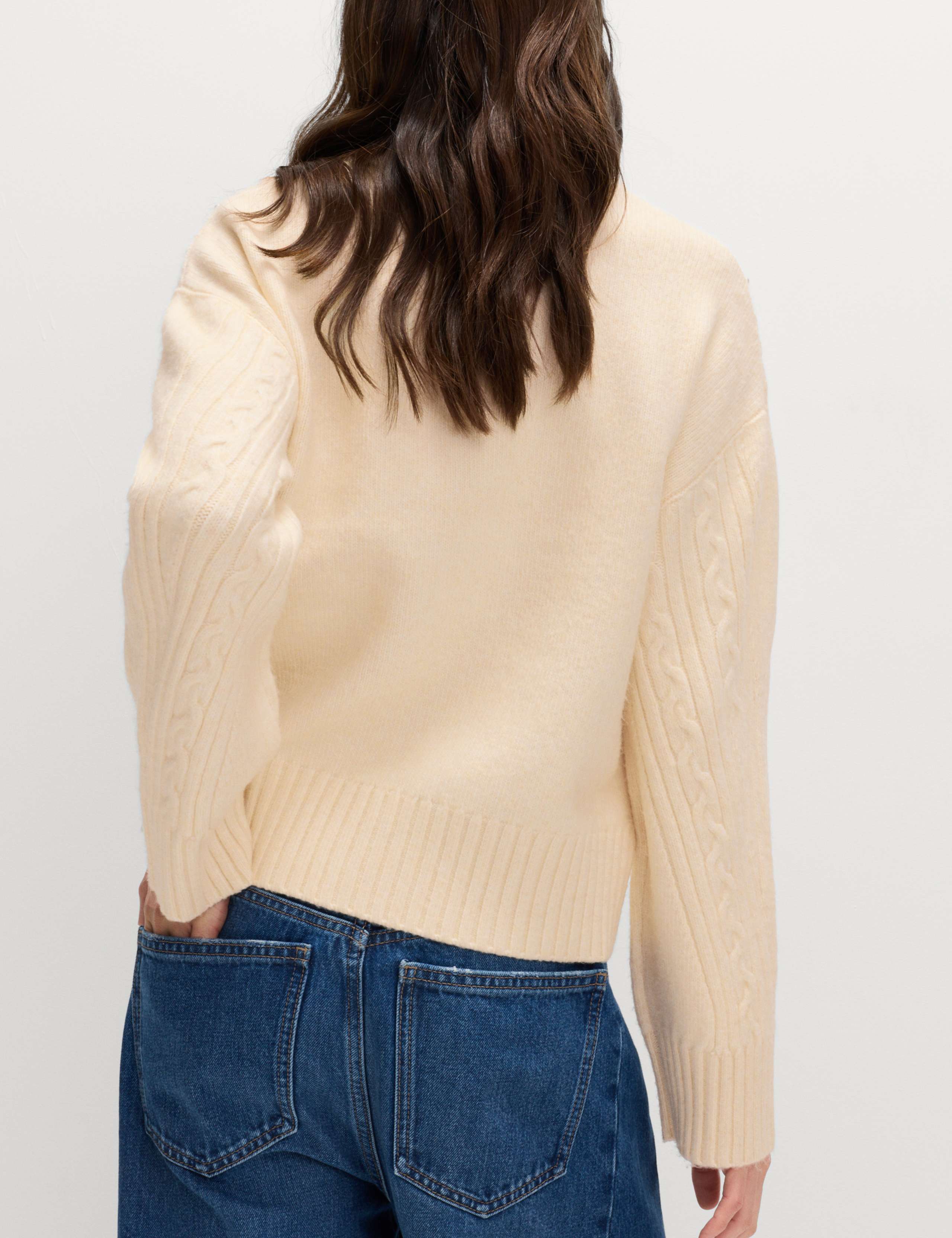 Cloud-Yarn Embellished Cable Knit Jumper 4 of 6