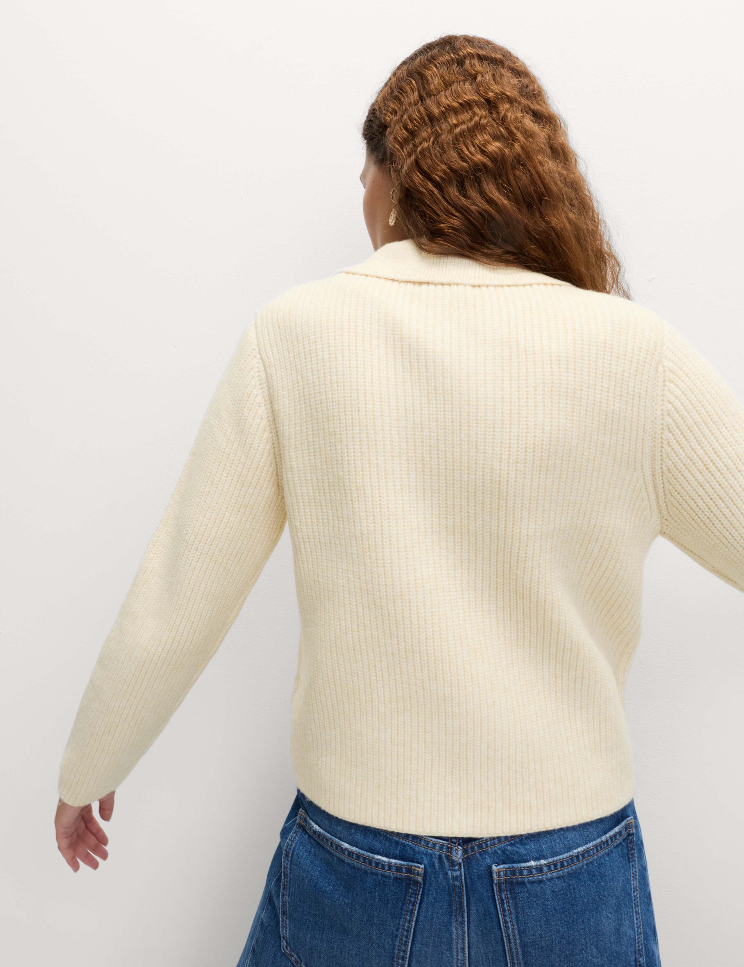Cloud-Yarn Pocket Detail Knitted Jacket 6 of 7