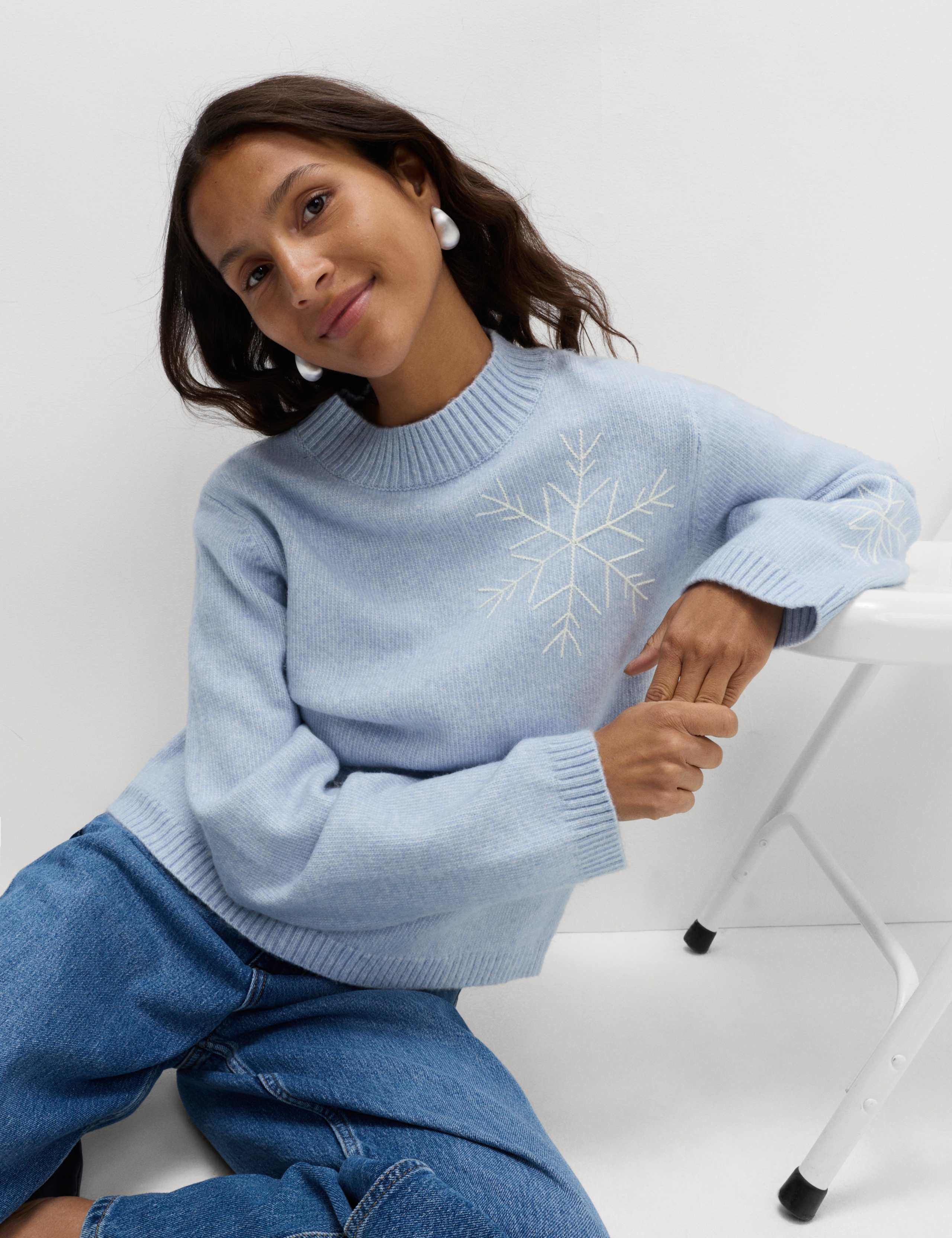 Cloud-Yarn Embroidered Crew Neck Jumper 6 of 6