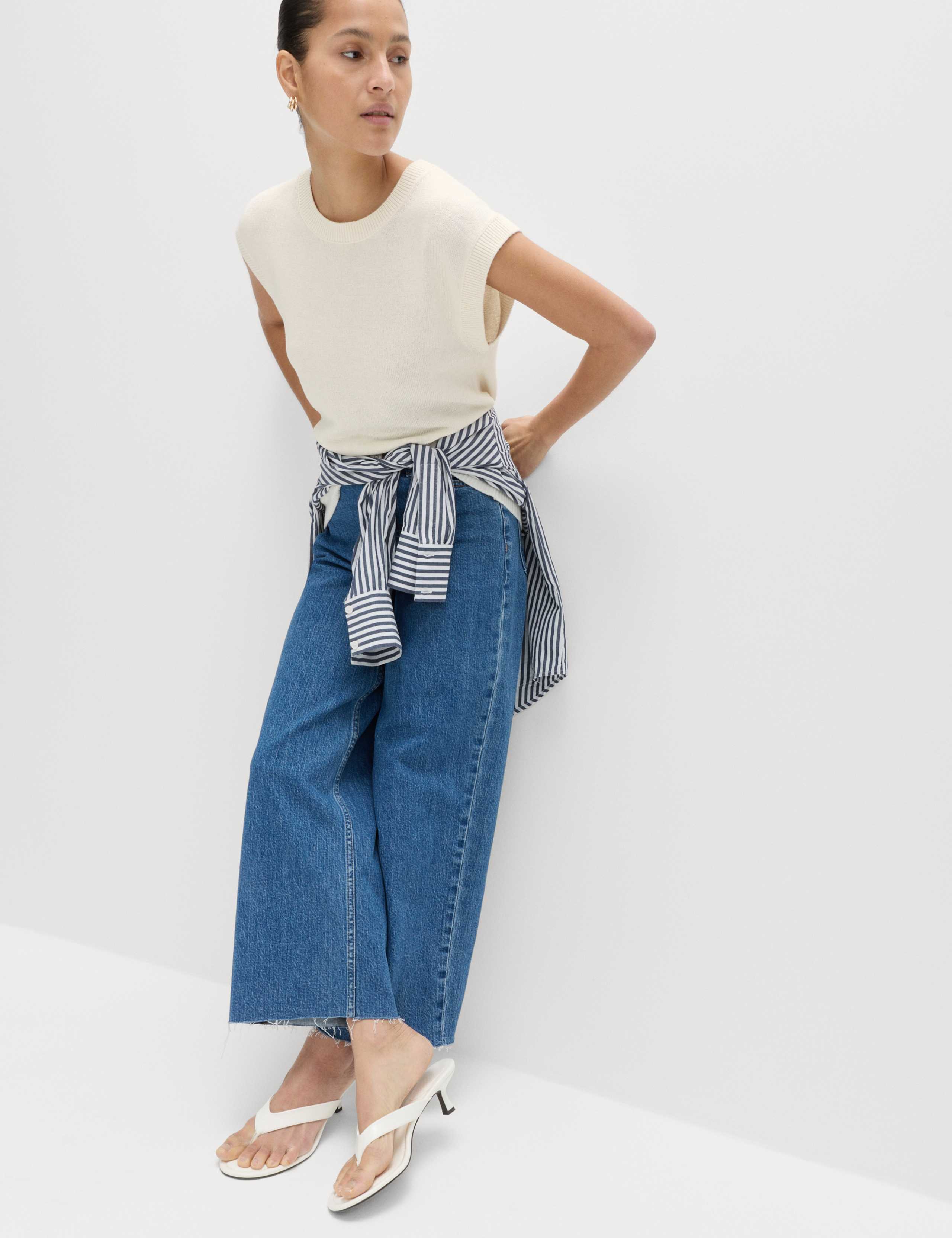 Muscle Knitted Vest with Linen 3 of 6