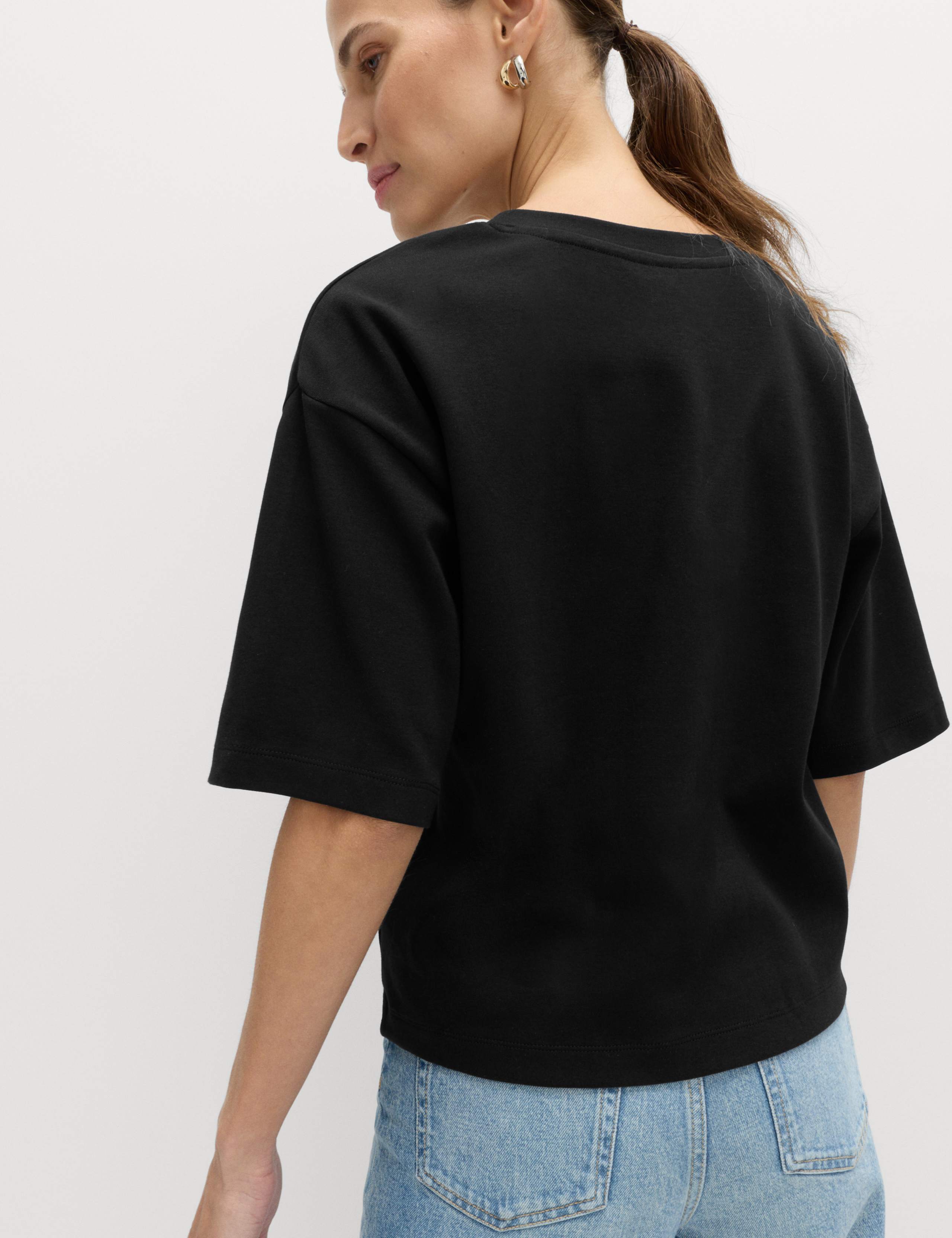 Pure Cotton Heavyweight V-Neck T-Shirt 3 of 3