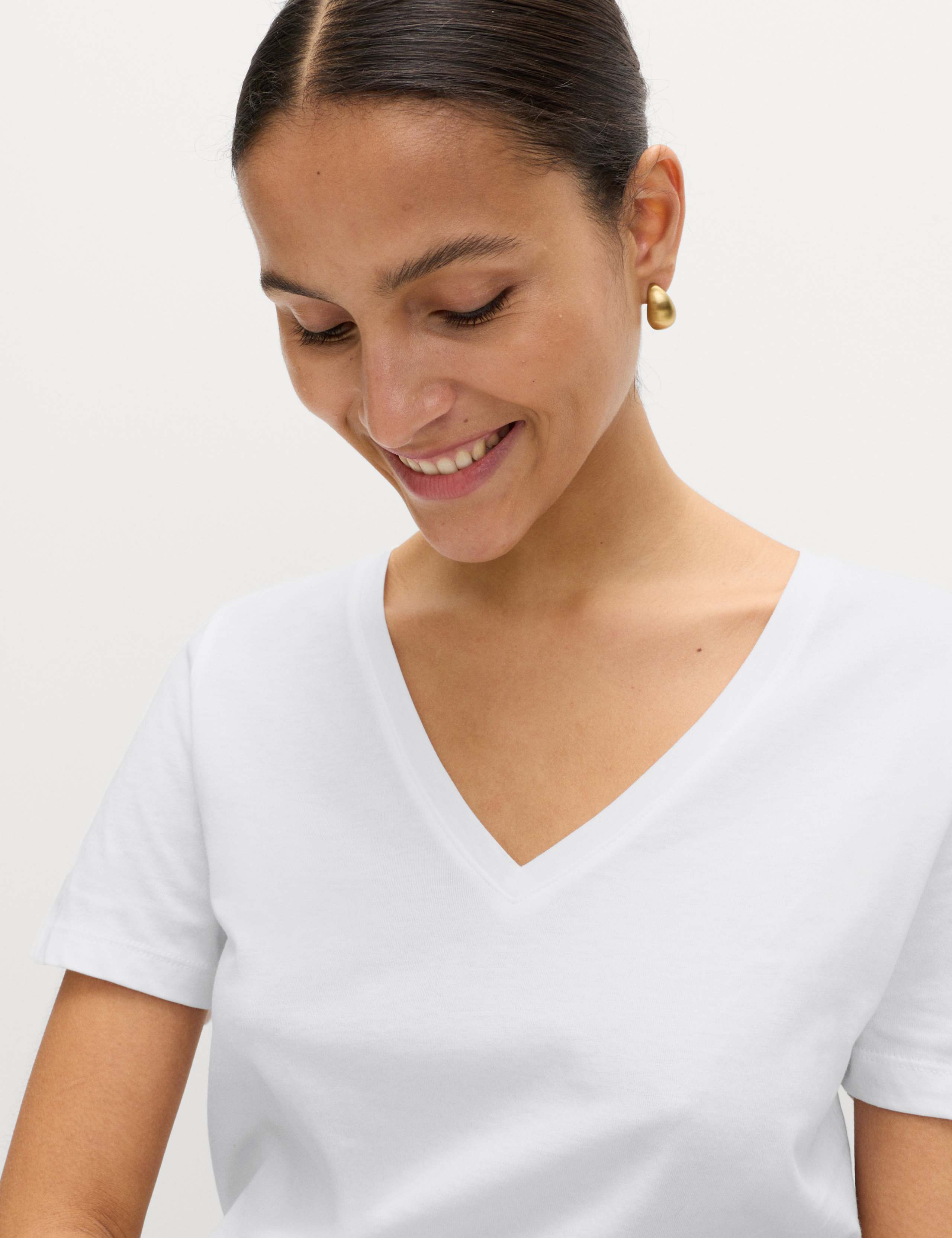 Pure Cotton V-Neck T-Shirt 3 of 4