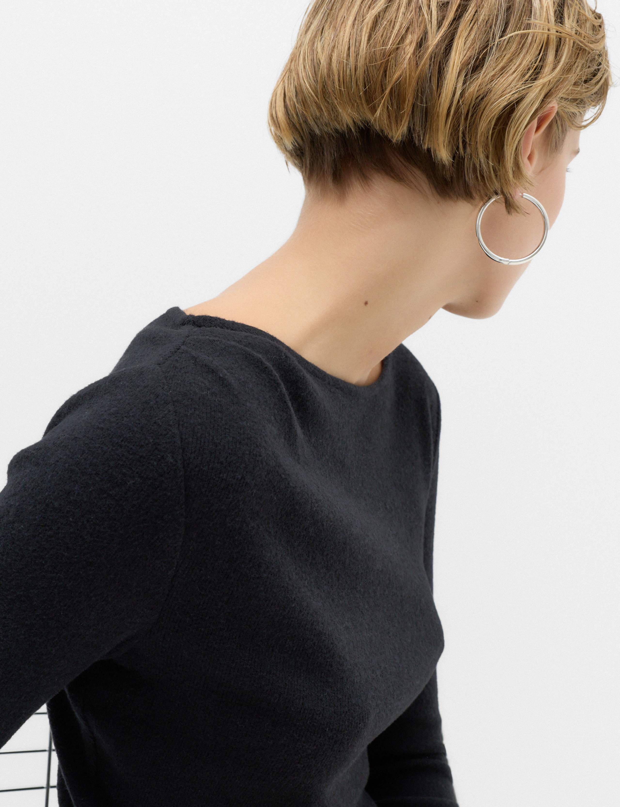 Textured Regular Fit Off The Shoulder Top 4 of 5