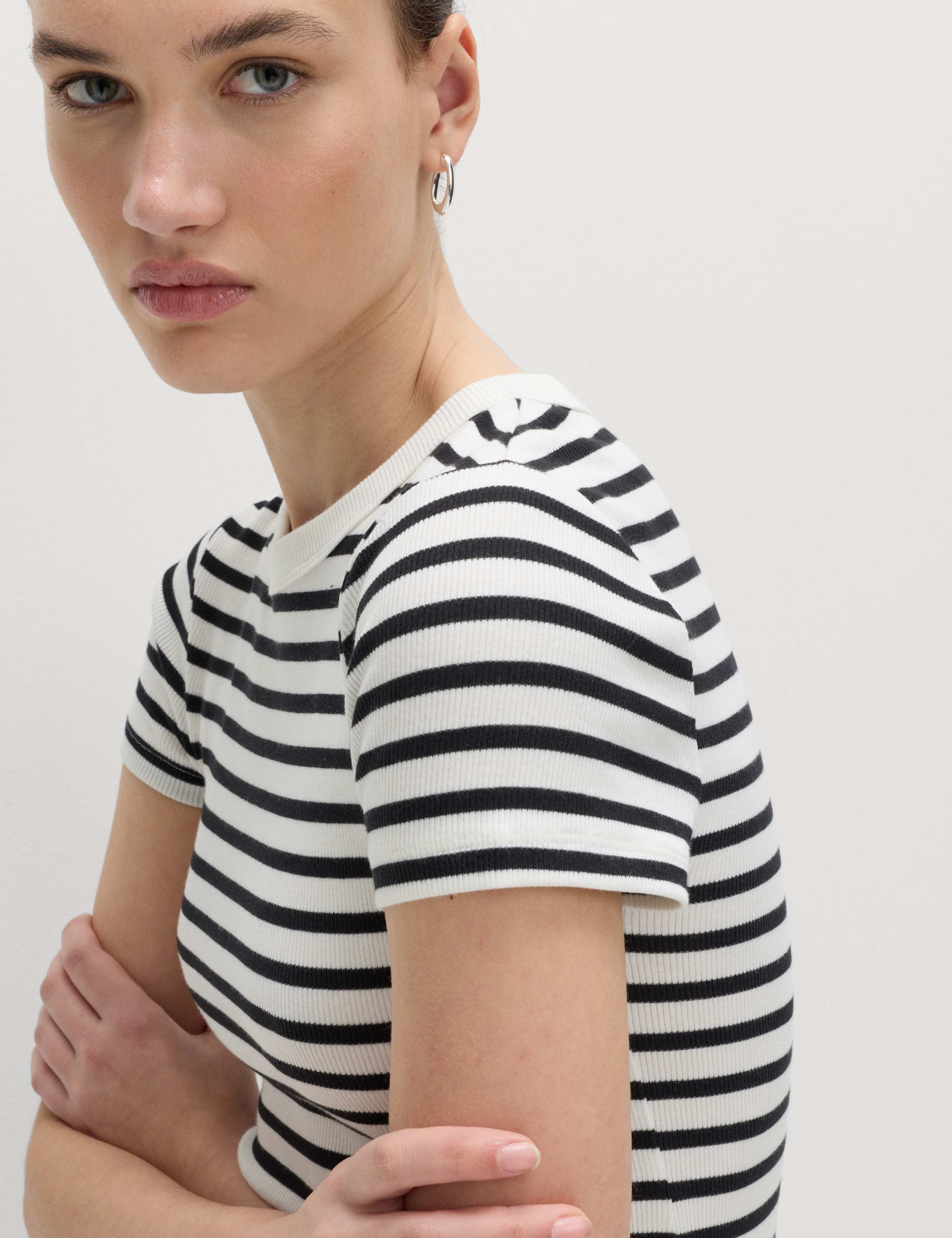 3 Pack Cotton Rich Ribbed Slim Fit T-Shirts 3 of 6