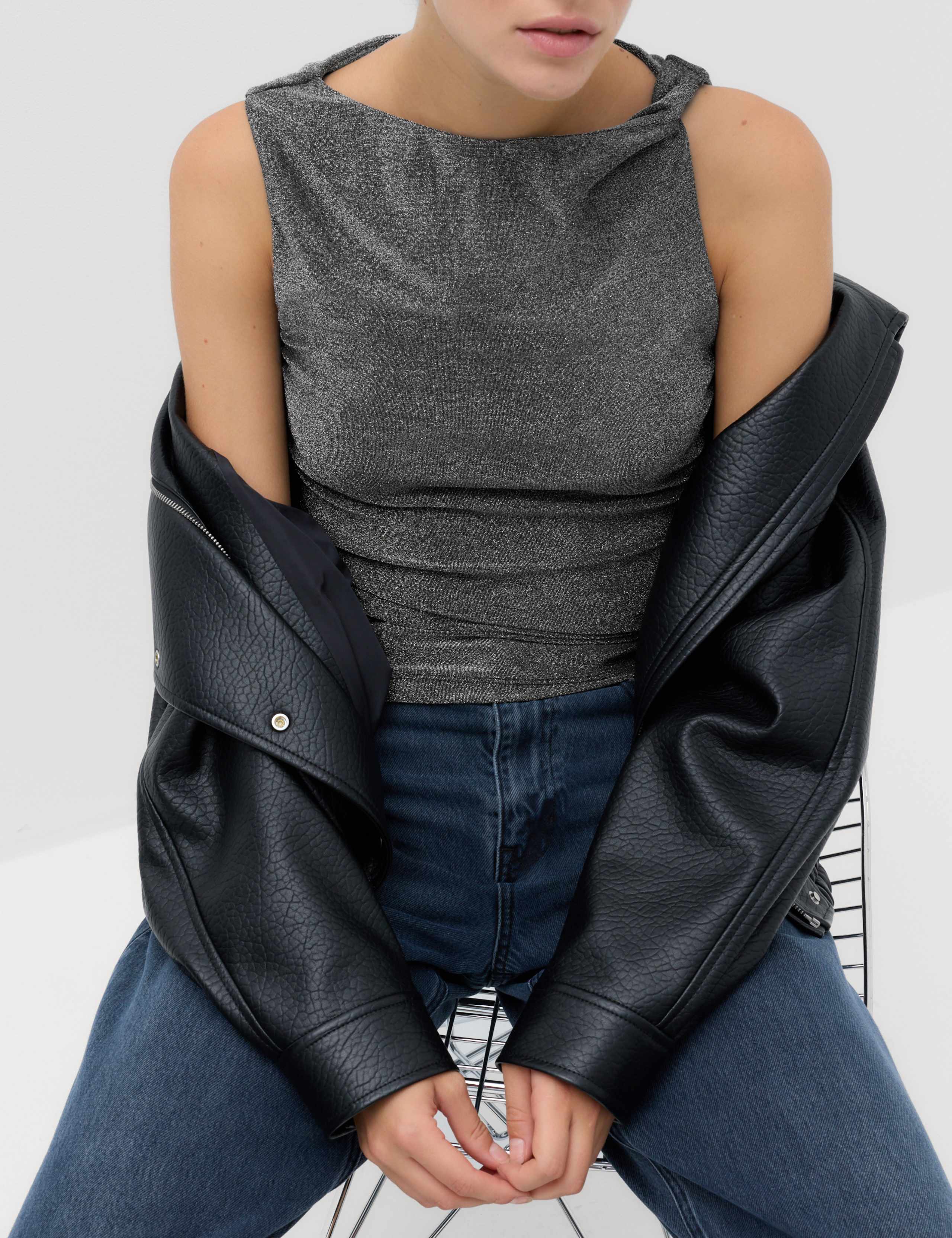 Printed Off The Shoulder Vest 6 of 6