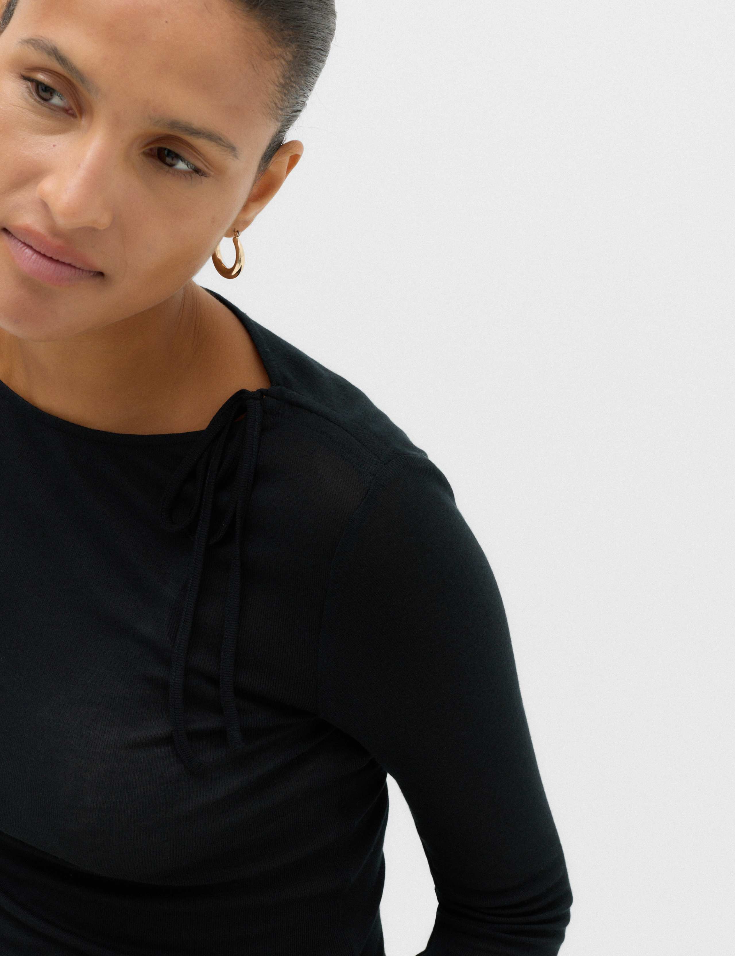 Tie Shoulder Long Sleeve Top With Wool 5 of 6