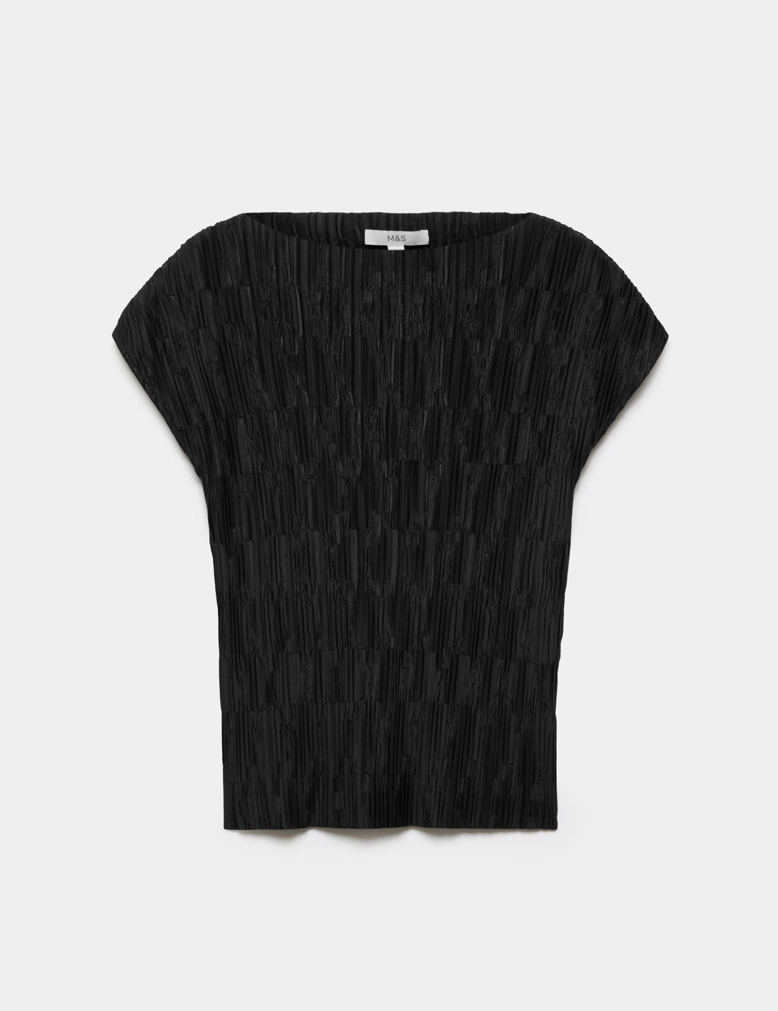 Plisse T-Shirt 1 of 1