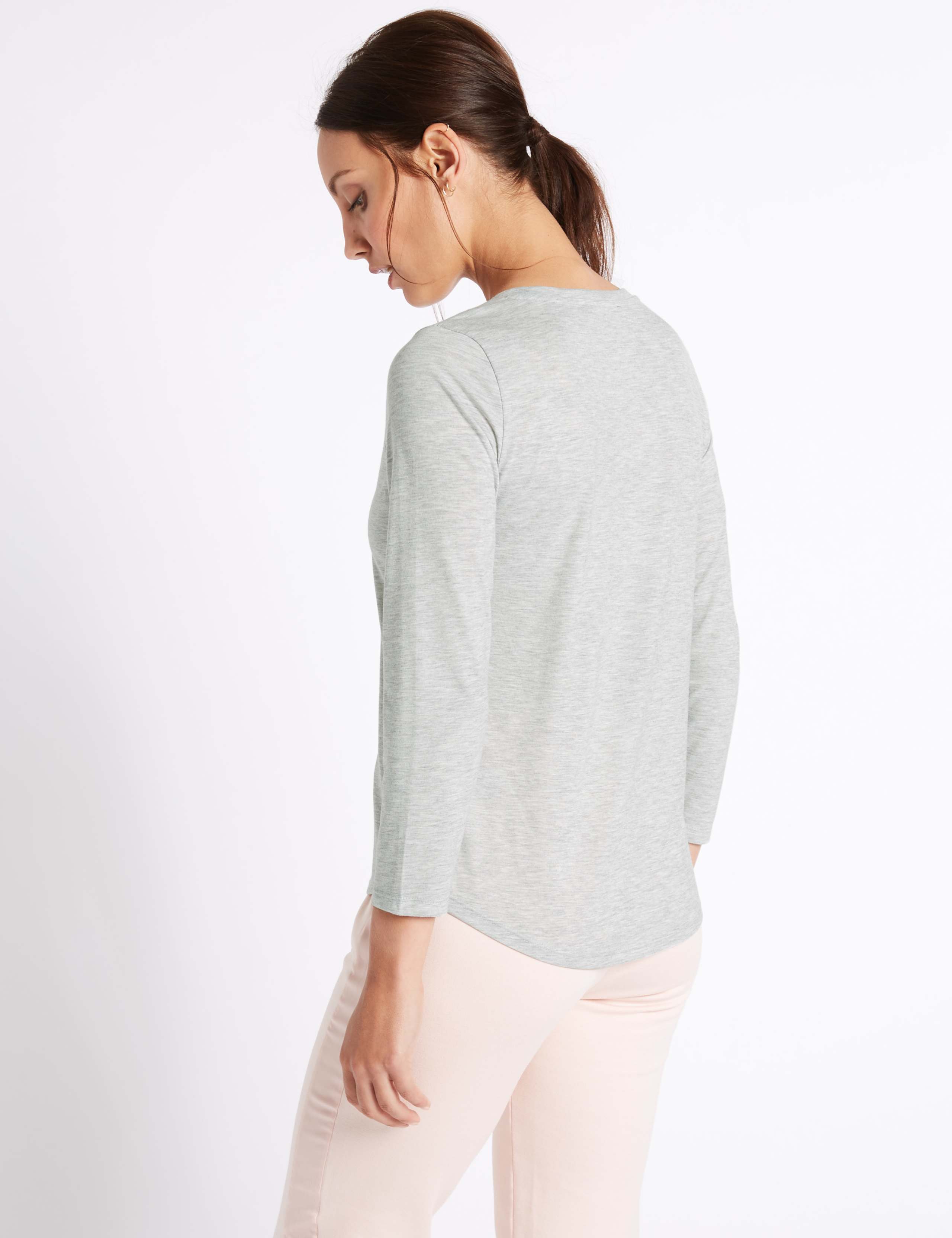 Scoop Neck 3/4 Sleeve T-Shirt 4 of 5