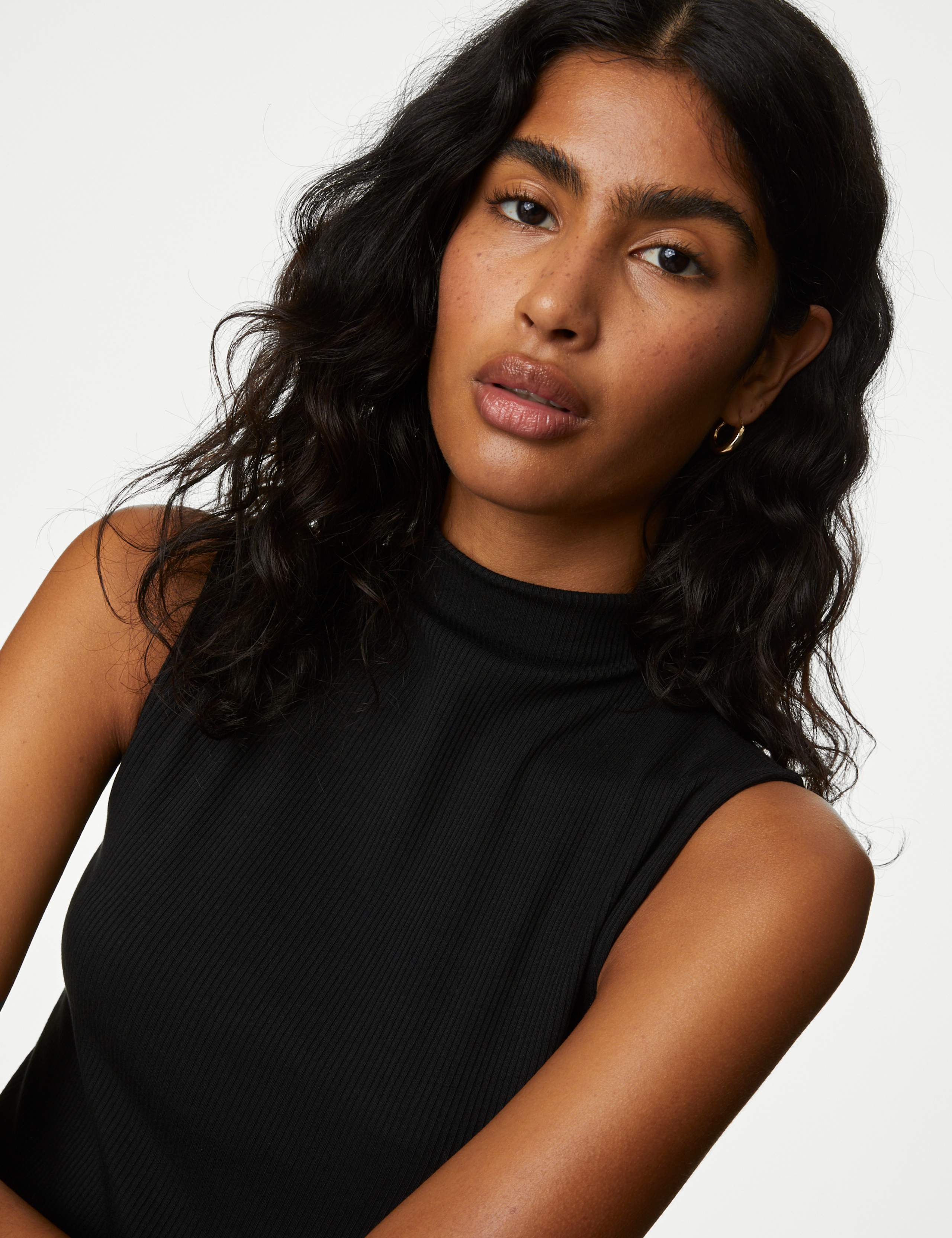 Cotton Blend Funnel Neck Vest 3 of 5